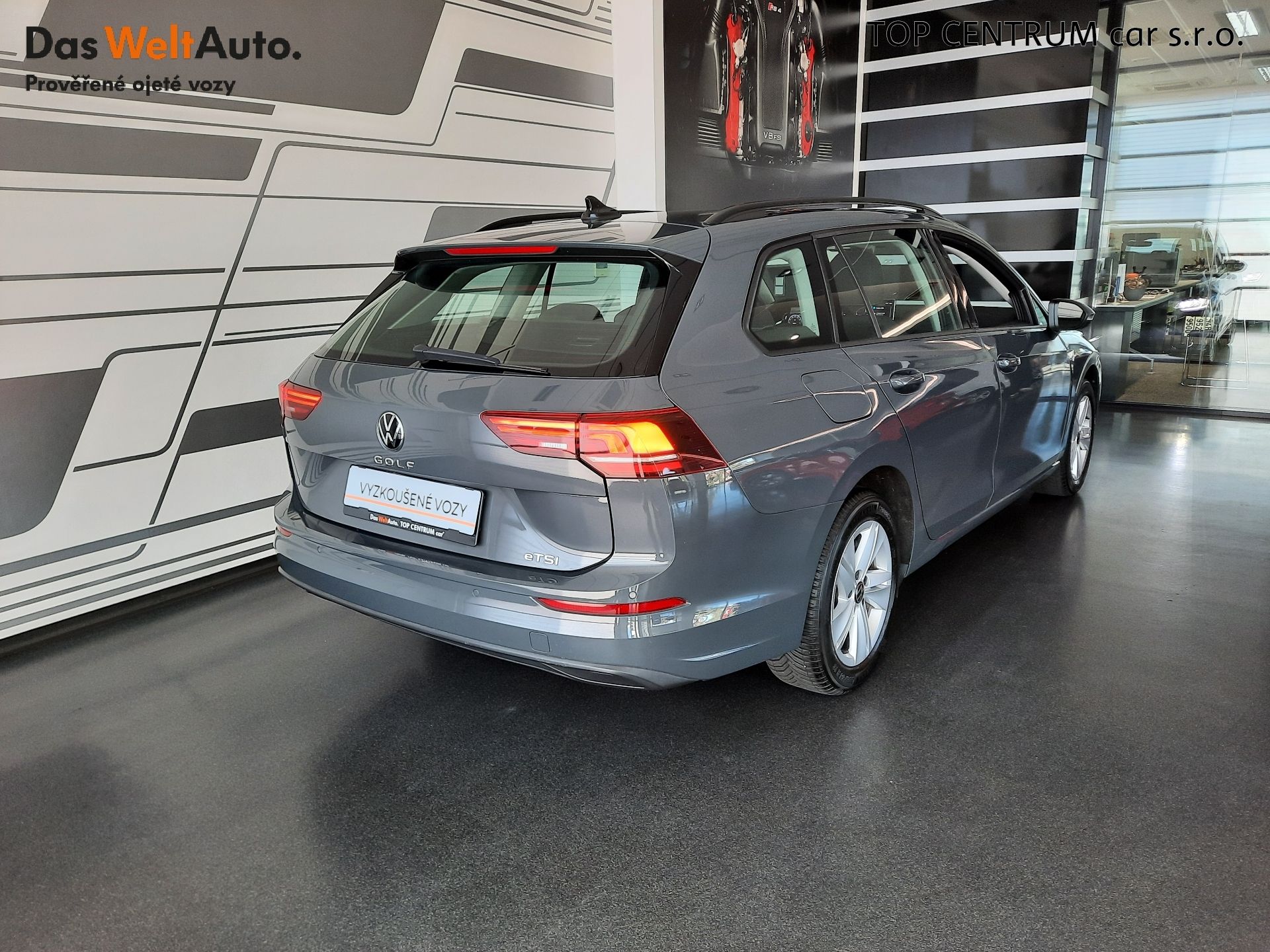 Volkswagen Golf Variant, People 1.5 eTSI (85kW/116k) DS - fotka 2