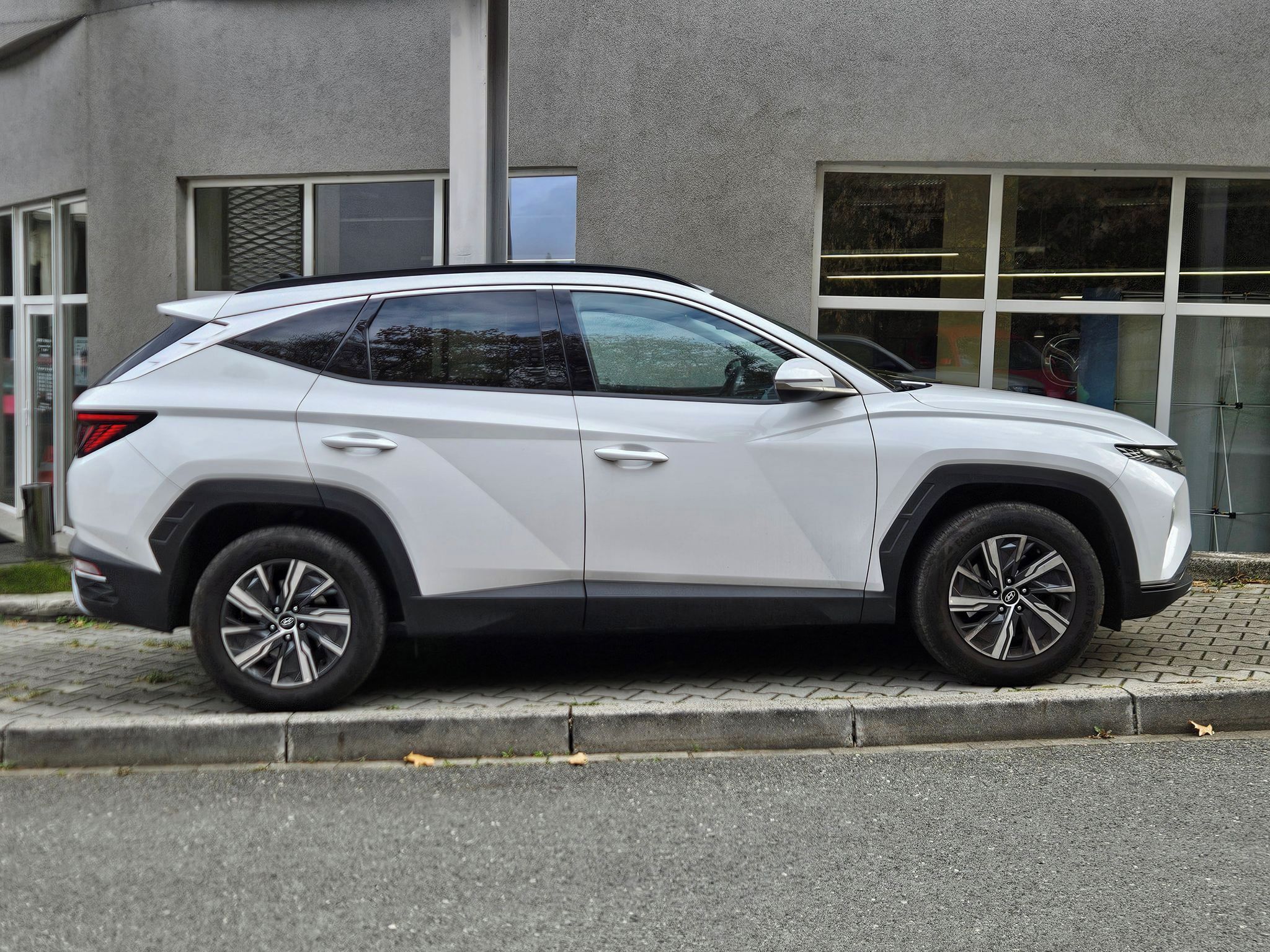 Hyundai Tucson, 1,6 T-GDi, Smart, 1.majitel - fotka 6