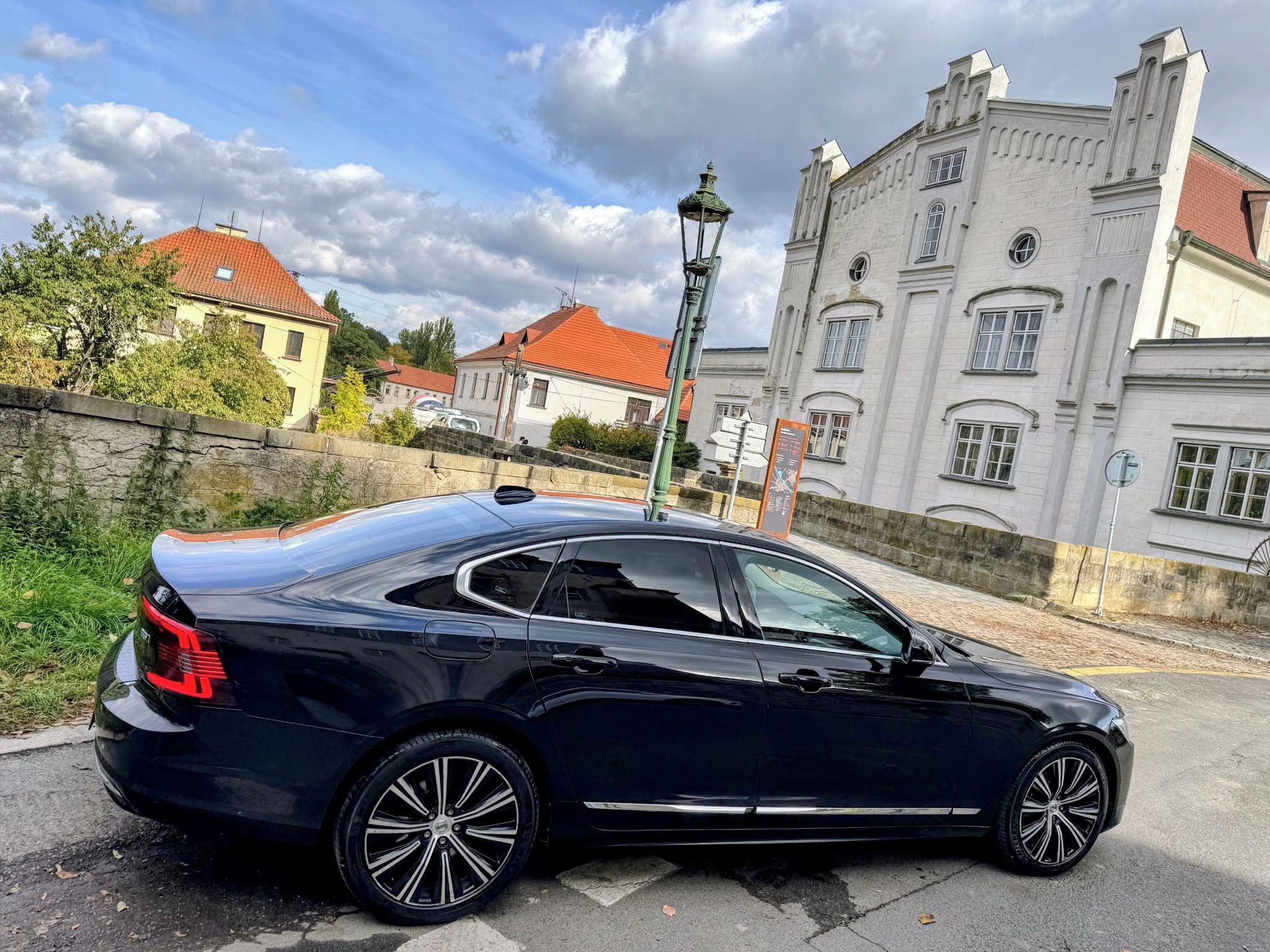 Volvo S90, B5 173KW AWD 6/2023 1.majitel - fotka 5