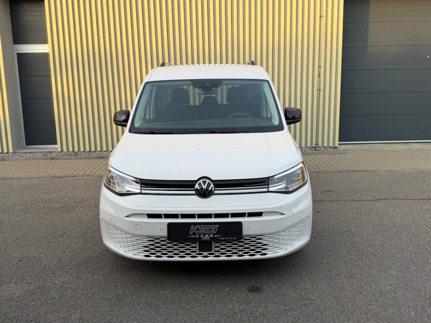 Volkswagen Caddy, 2.0TDi 90kW DSG! STYLE! Tažné - fotka 3