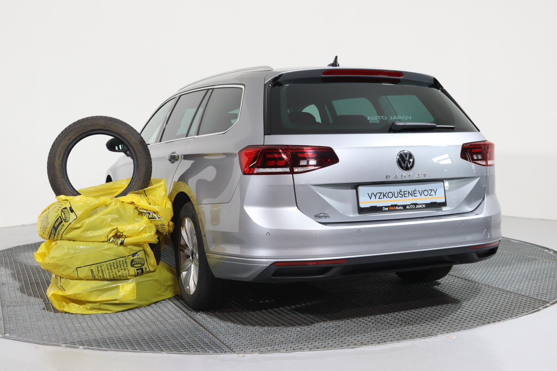 Volkswagen Passat, VARIANT BUSINESS 2.0 TDI DSG/ - fotka 2