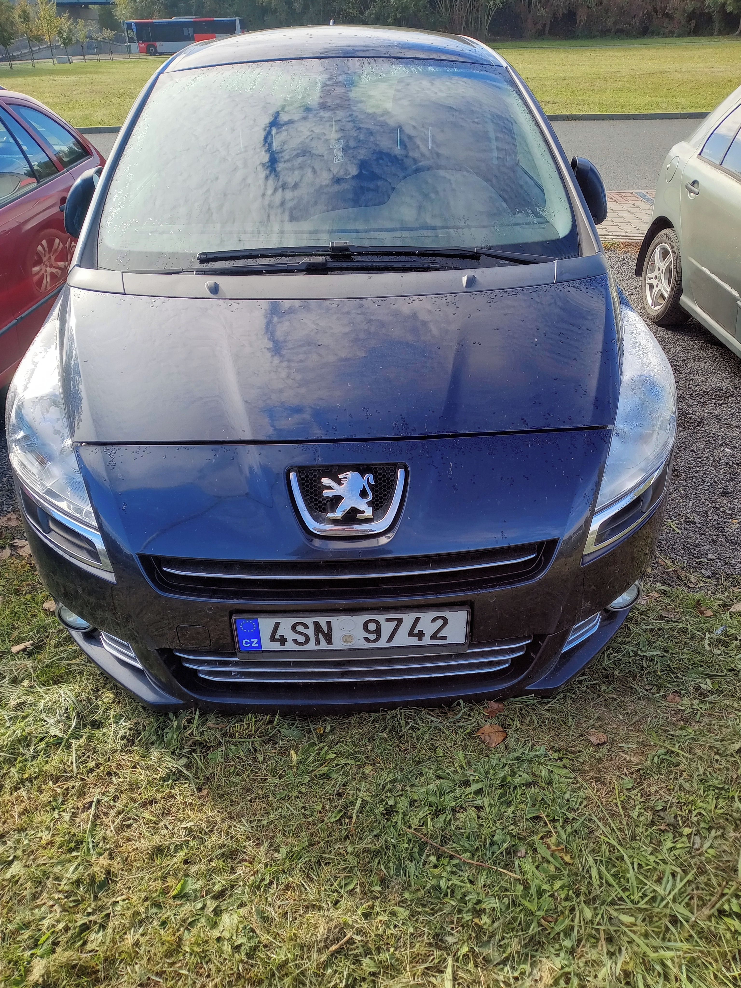 Peugeot 5008, Peugeot 5008 1.6THP - fotka 2