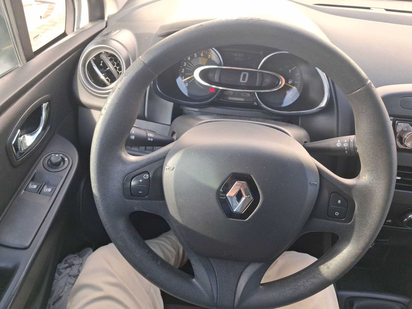 Renault Clio, 1.2 16V, Serv.kniha, Tempomat - fotka 3
