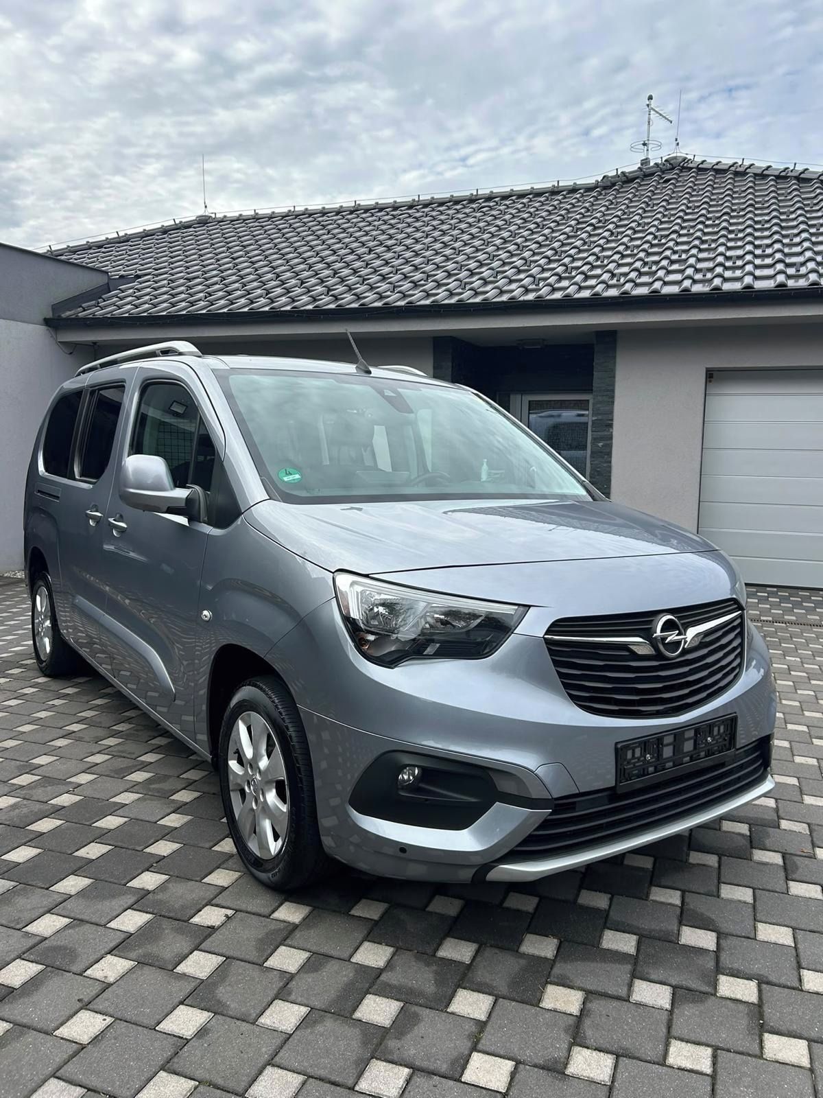 Opel Combo, 1.5 CDTI 96kw XL -automat - fotka 3
