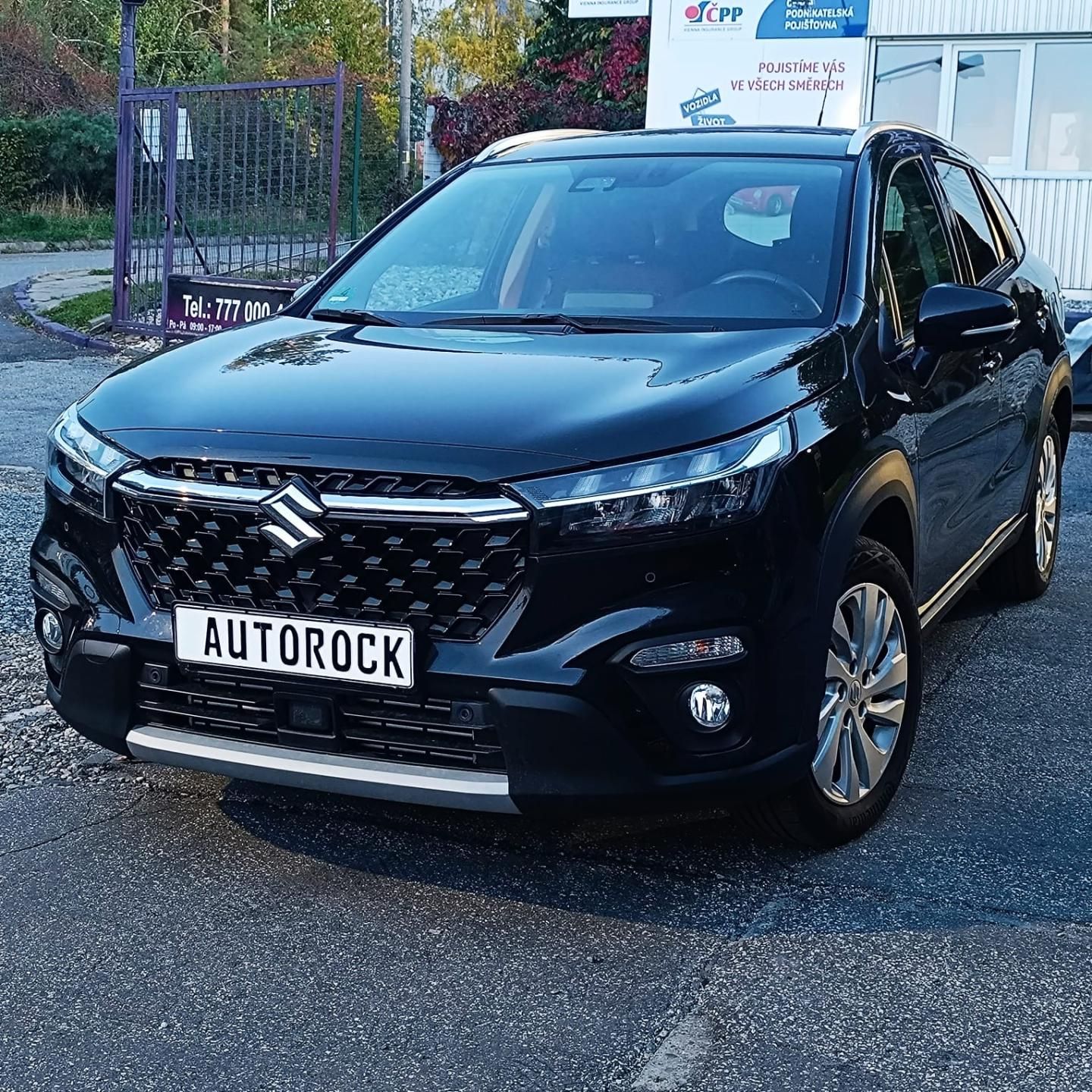 Suzuki S-Cross, 1.4/95kW,4x4,COMFORT, 52.000KM - fotka 2