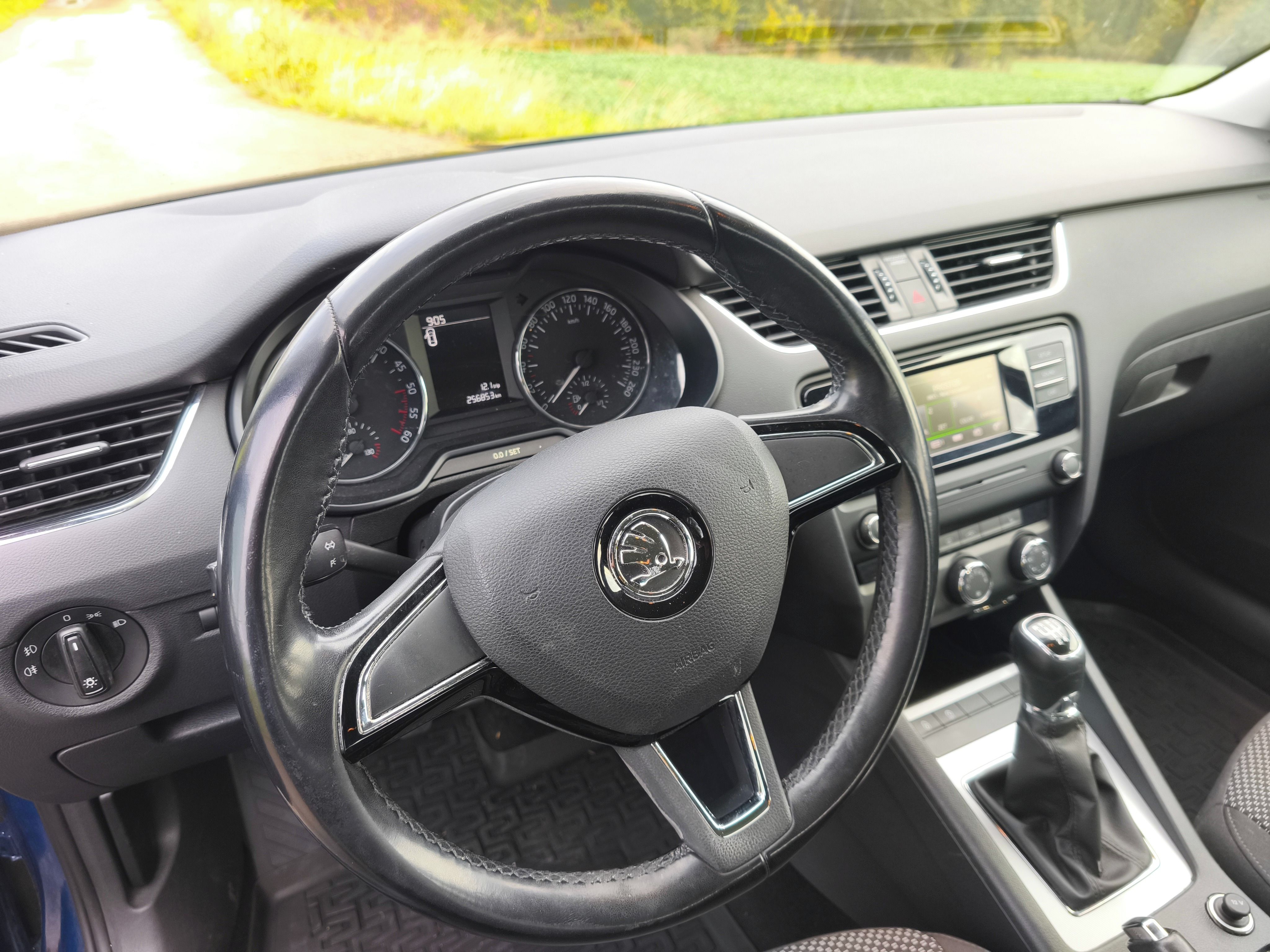 Škoda Octavia, 1.6tdi 66kw... - fotka 6