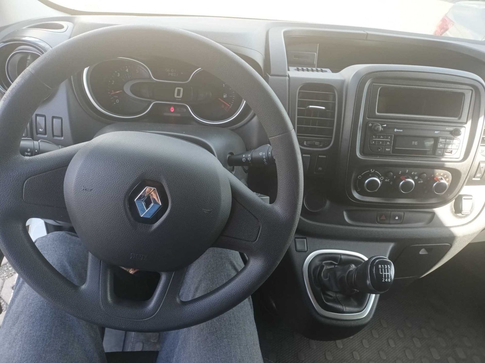 Renault Trafic, 2.0 dCi, Bus, 9Míst, Klima, ČR - fotka 3