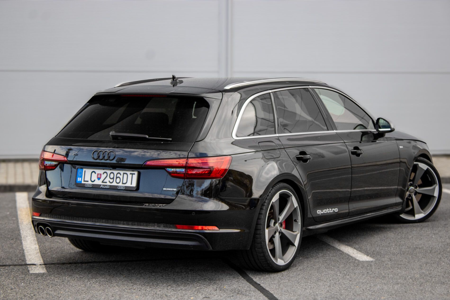 Audi A4 Avant - fotka 5
