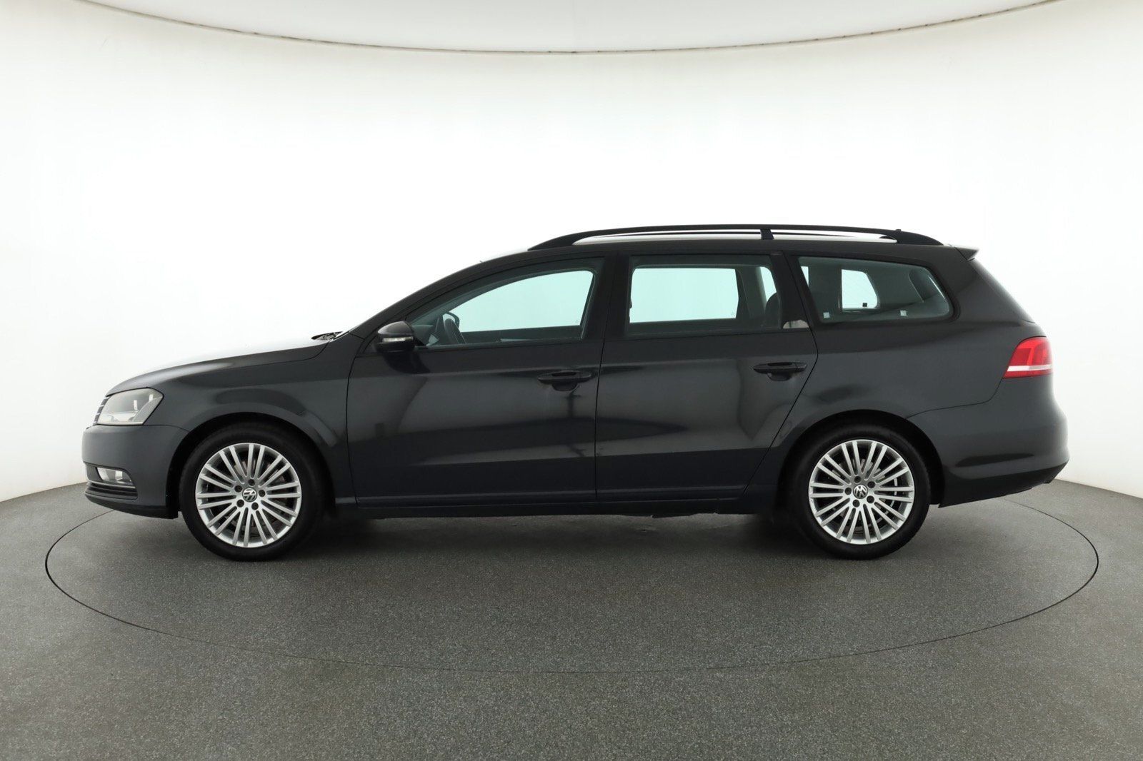 Volkswagen Passat, 2.0 TDI, Comfortline - fotka 3
