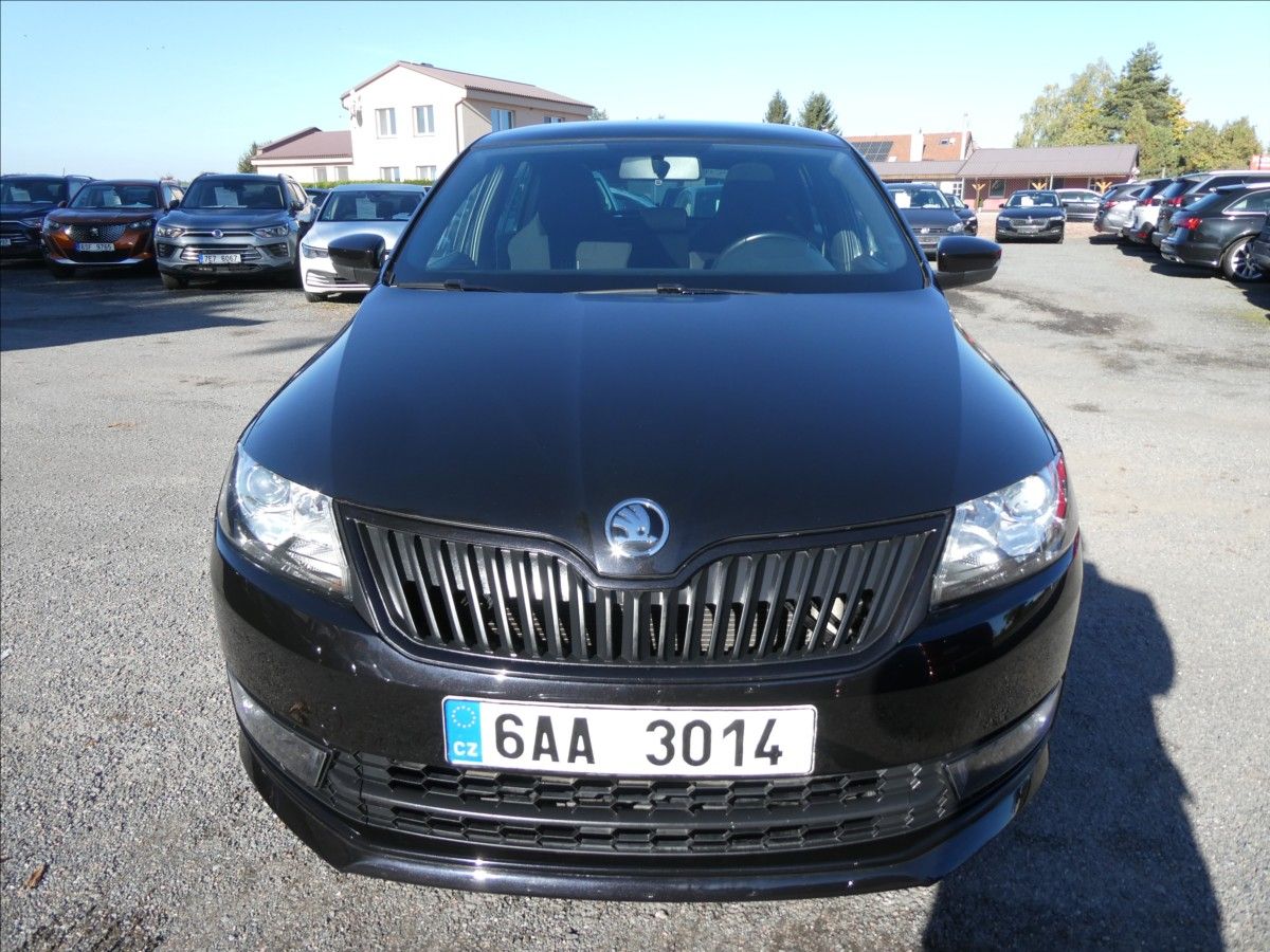 Škoda Rapid, 1,6 TDi 85kW MonteCarlo, ČR - fotka 2