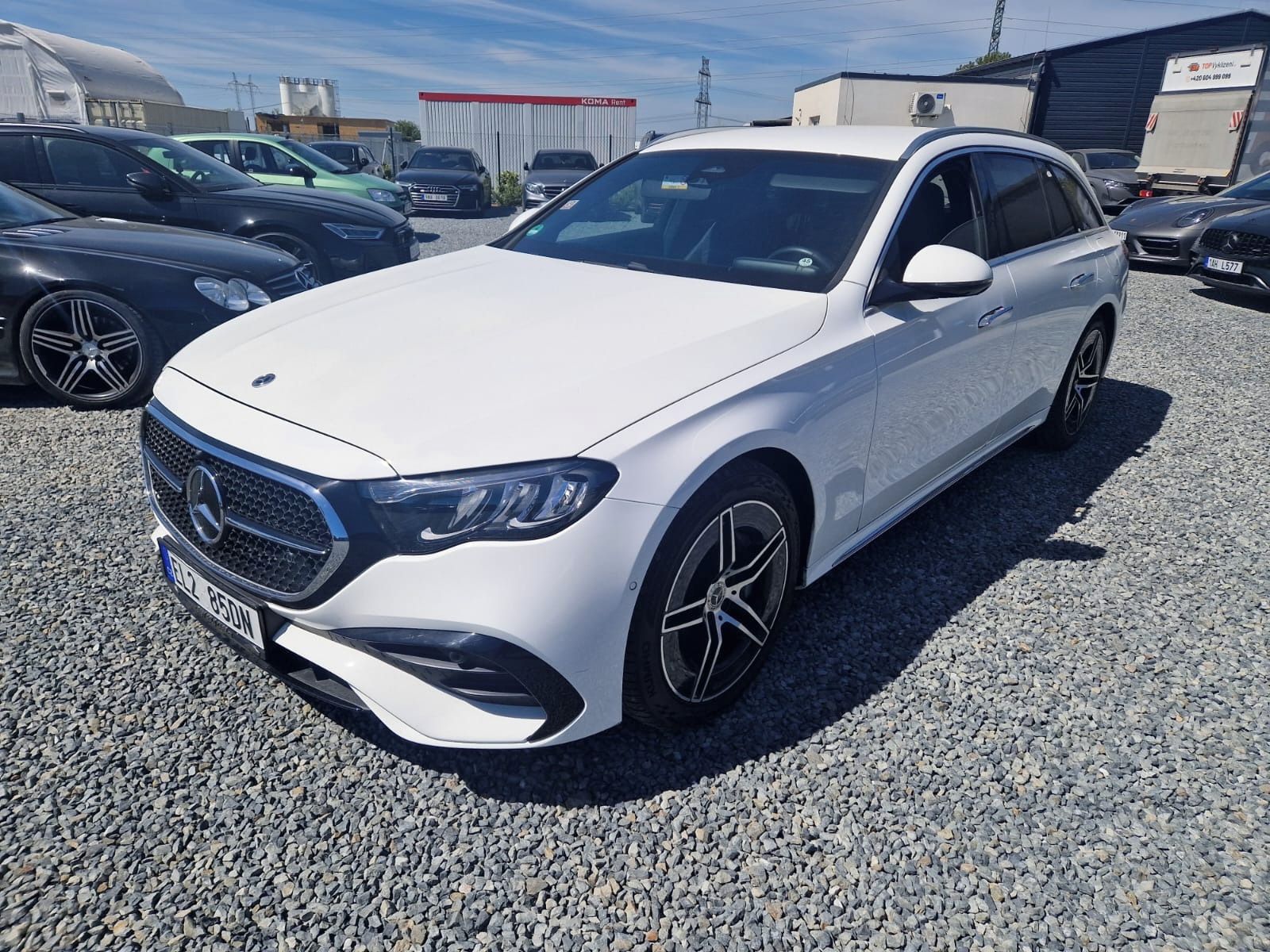 Mercedes-Benz Třídy E, Mercedes BENZ E300 de