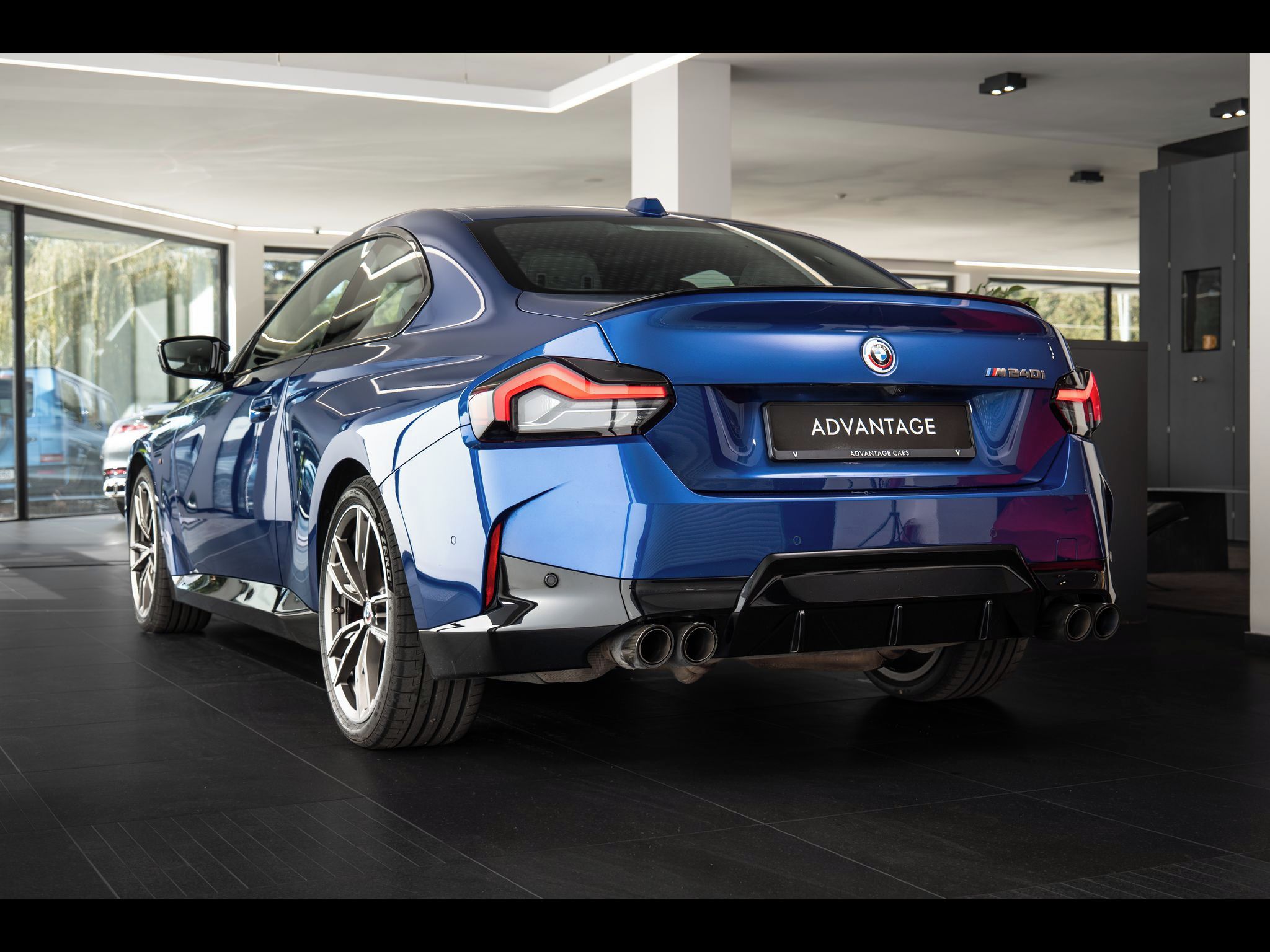 BMW Řada 2, xDrive/REMUS - fotka 4