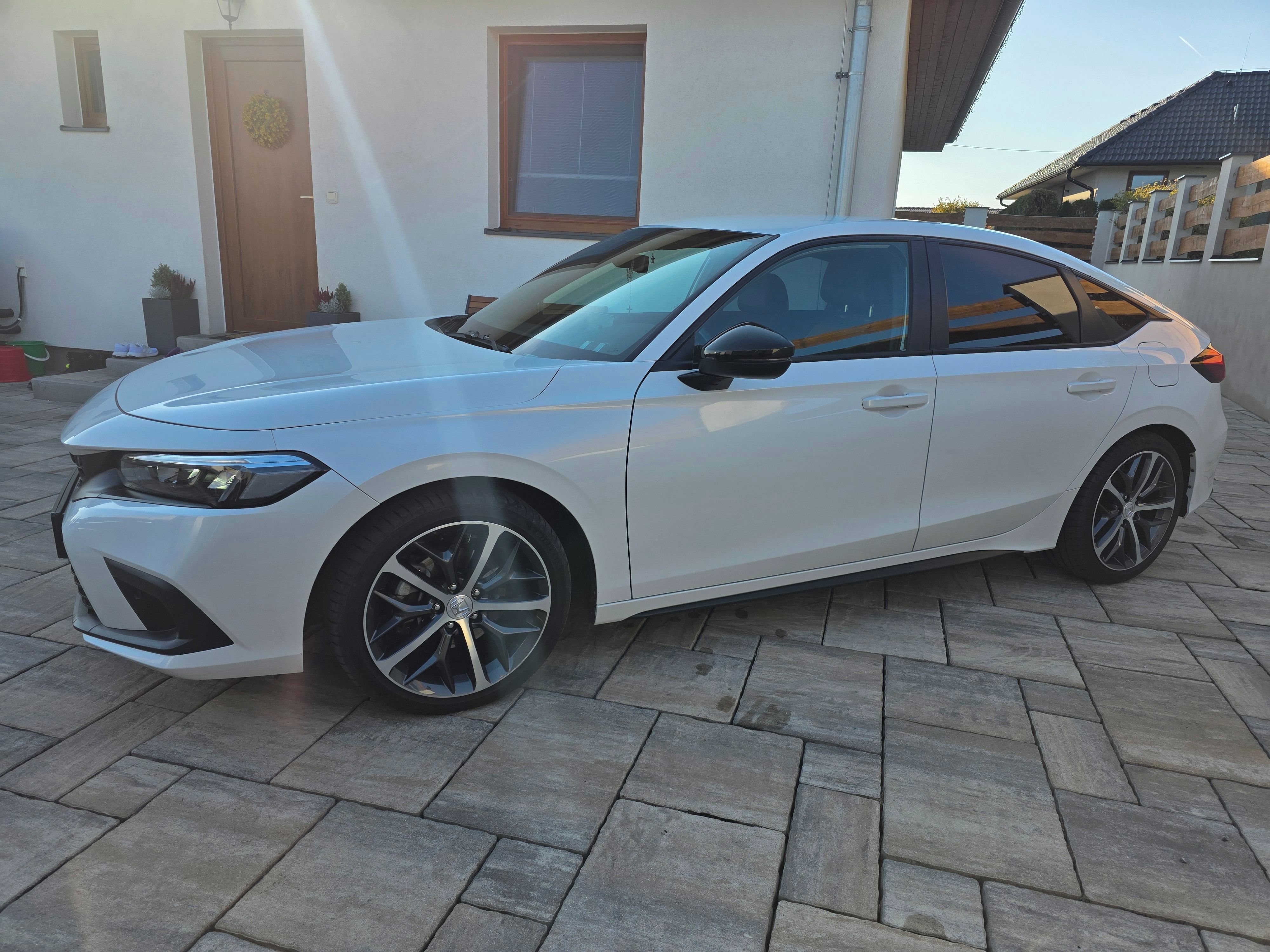 Honda Civic, Sport 2.0 e:HEV - fotka 2