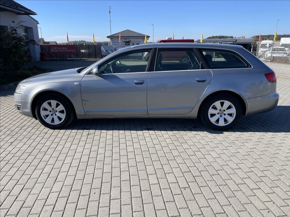 Audi A6, 2,0 TDi 103kw Avant Xenon Kůže - fotka 3