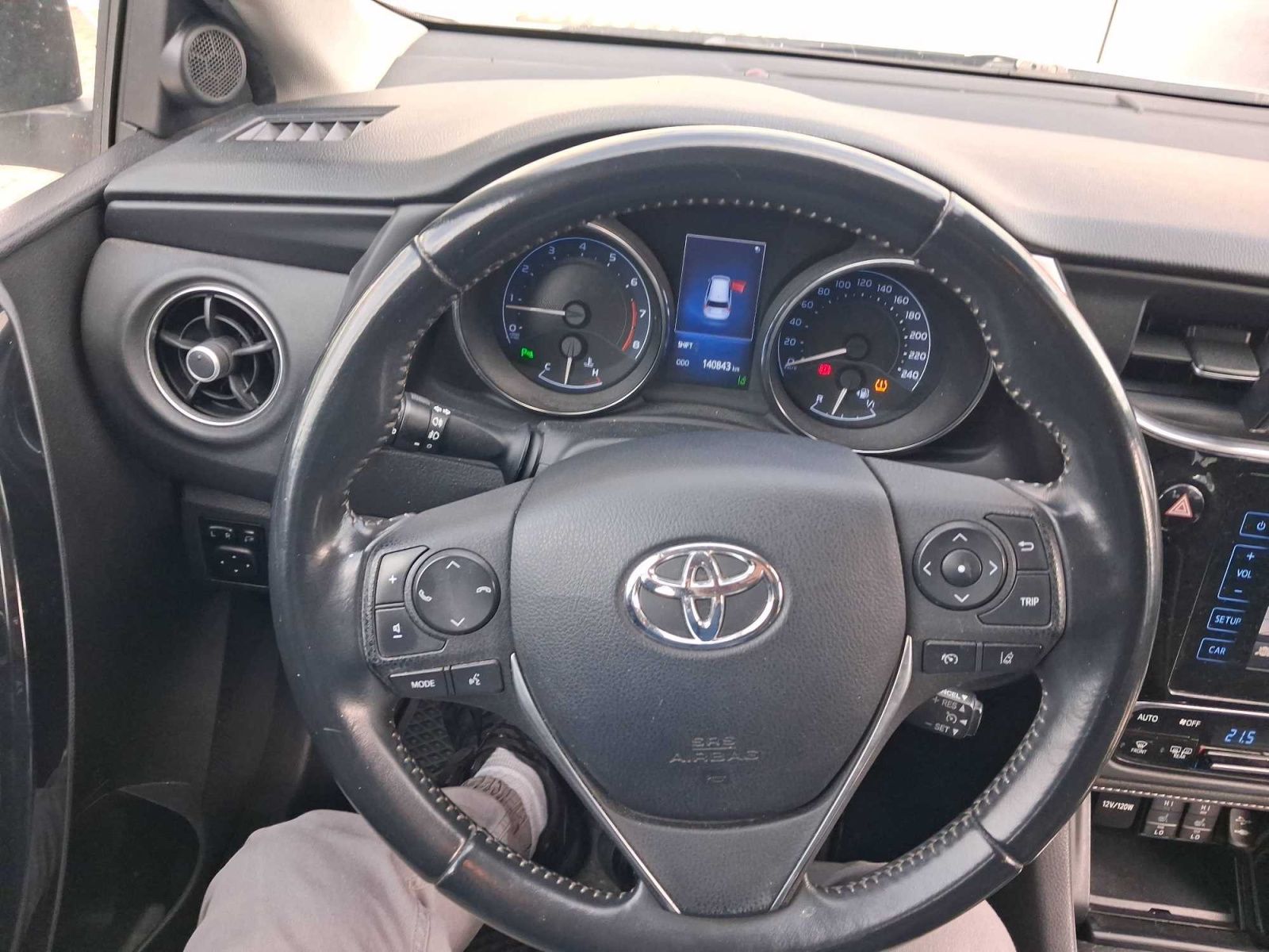 Toyota Auris, 1.6 Valvematic, ČR,1.maj - fotka 3