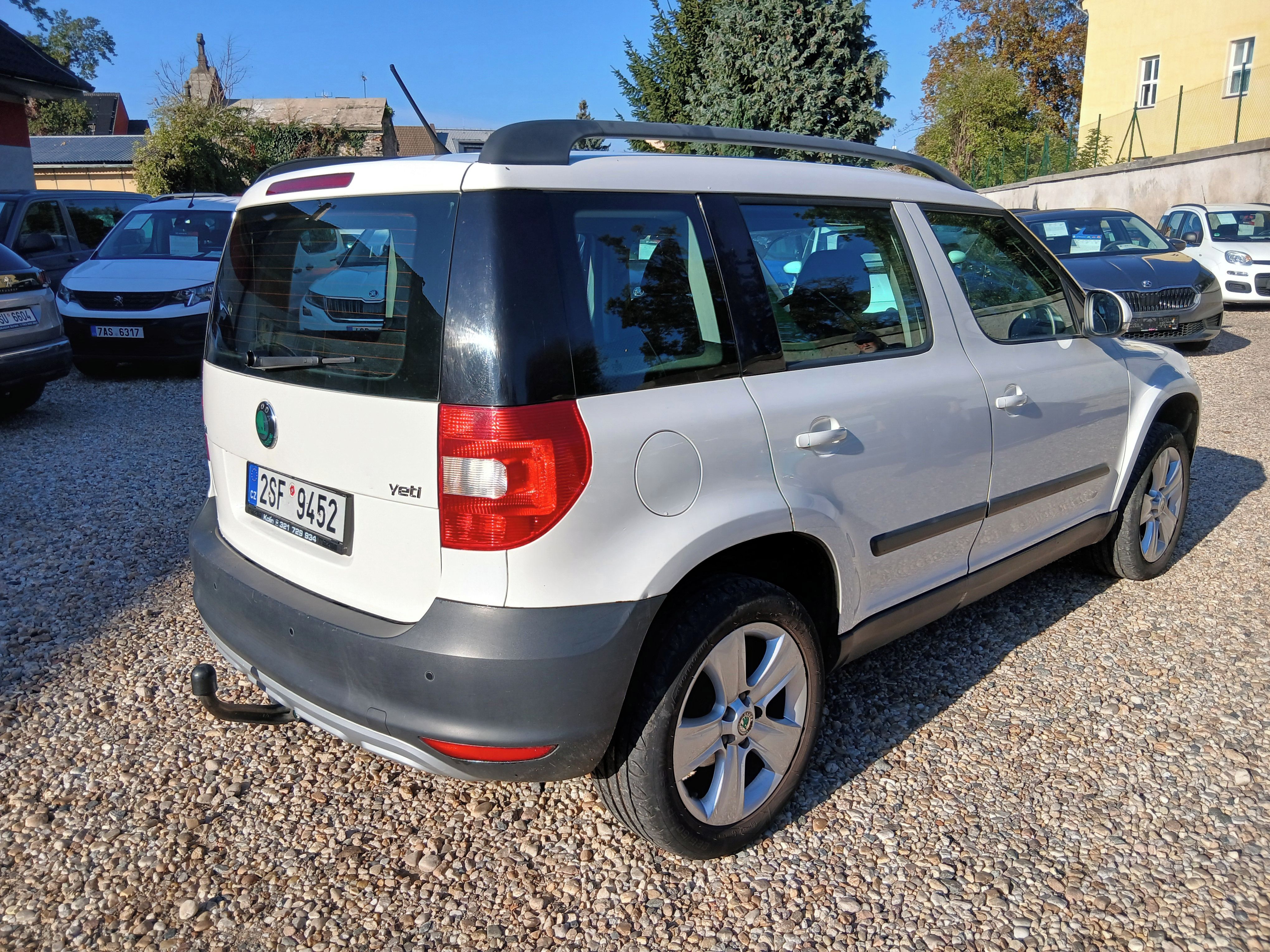 Škoda Yeti, 1.4TSi 90KW ČR, Tažné+Zim.kola - fotka 5