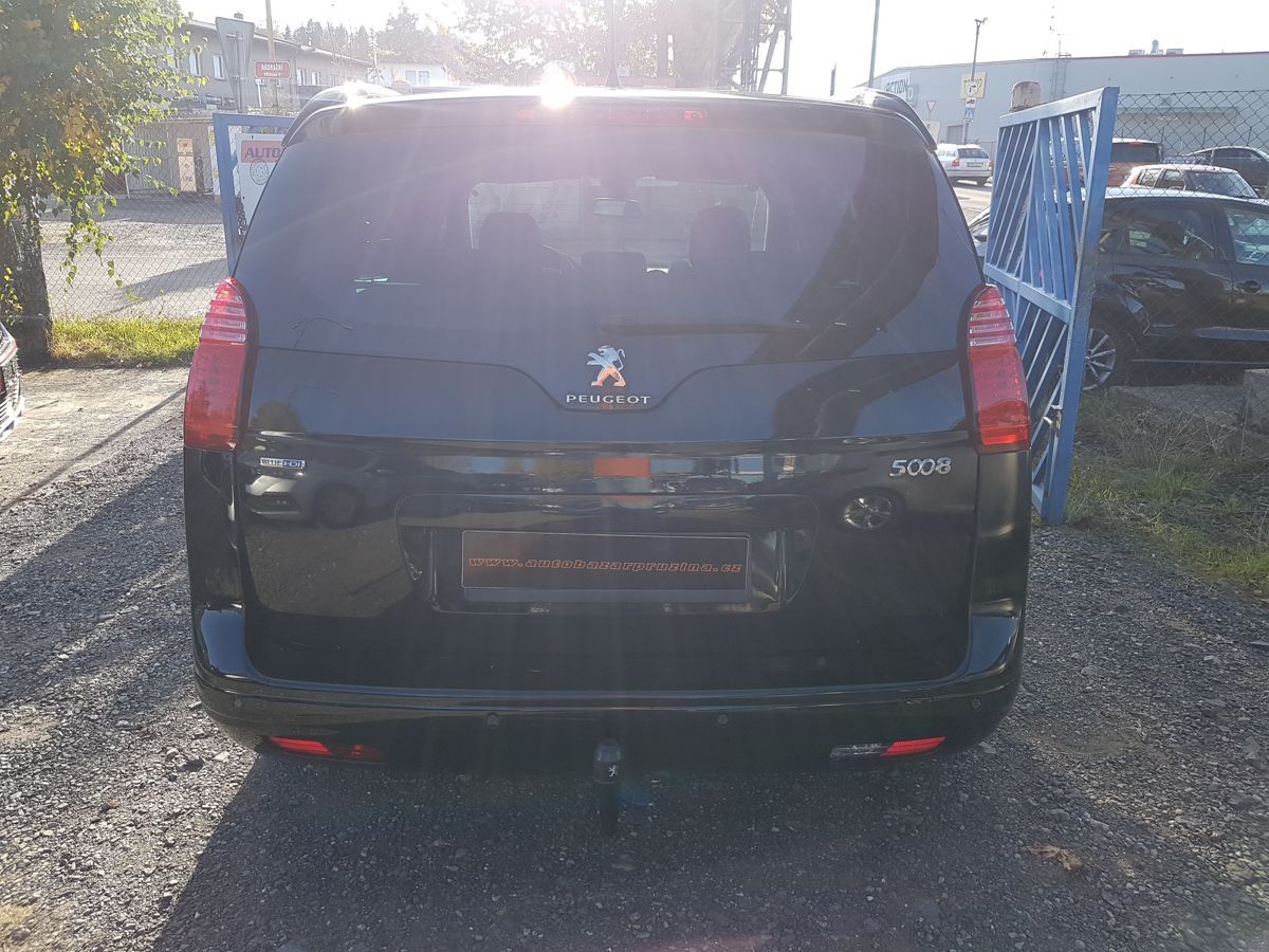 Peugeot 5008, 1.6HDi 88KW NAVI PANORAMA - fotka 5