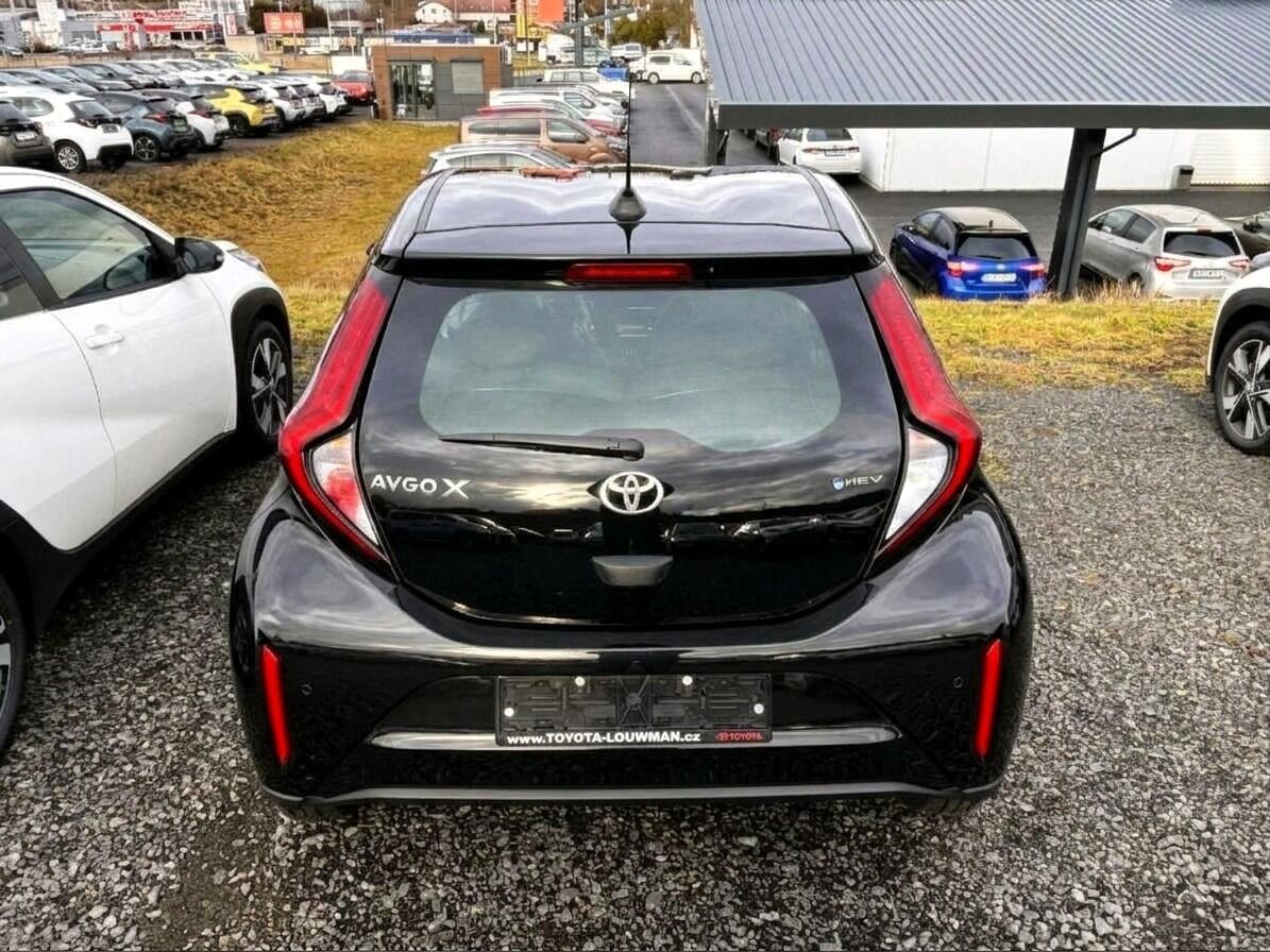 Toyota Aygo, 1,5 X Comfort 2026 - fotka 5