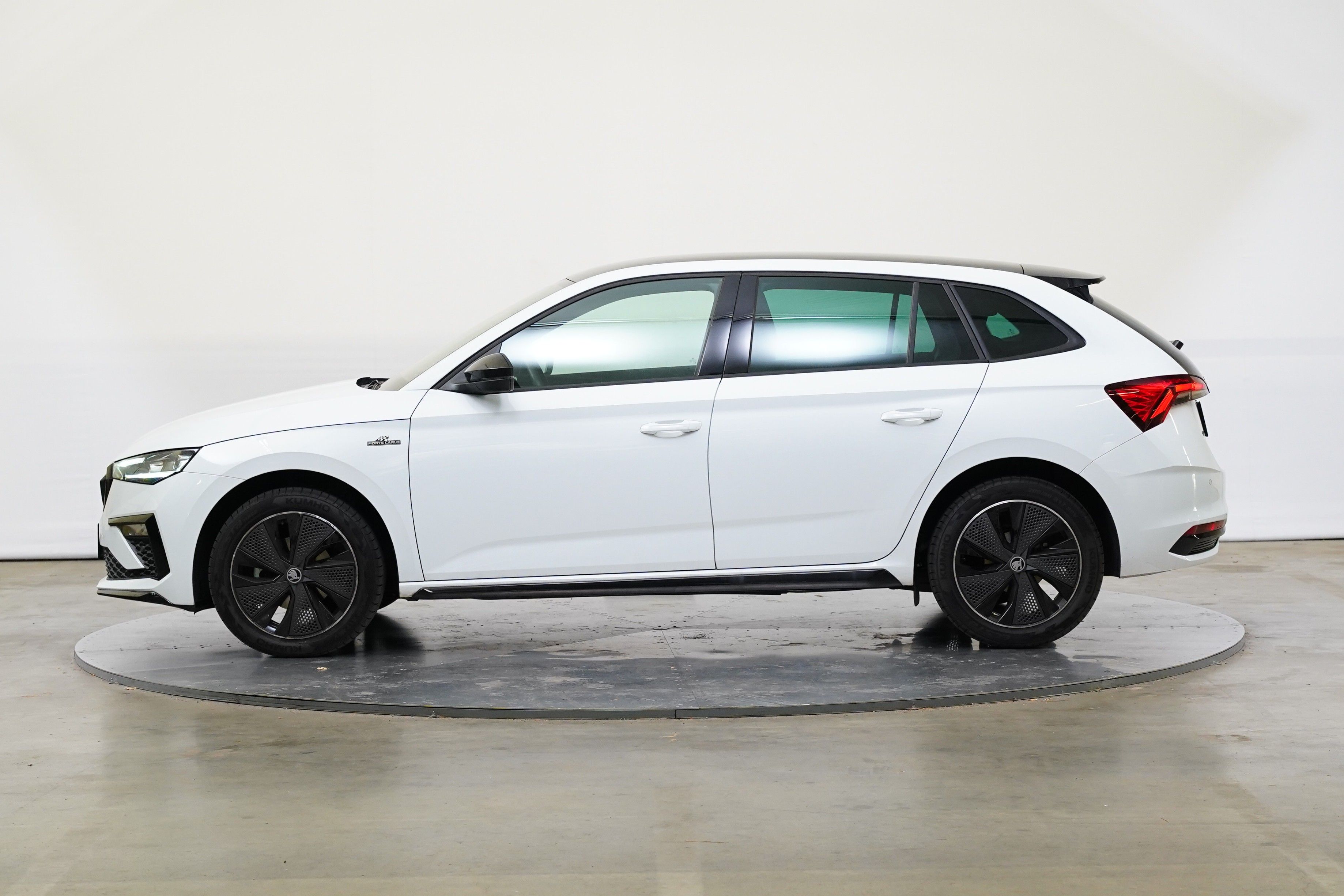 Škoda Scala, 1.0 TSI 85 kW DSG Monte Carlo - fotka 3