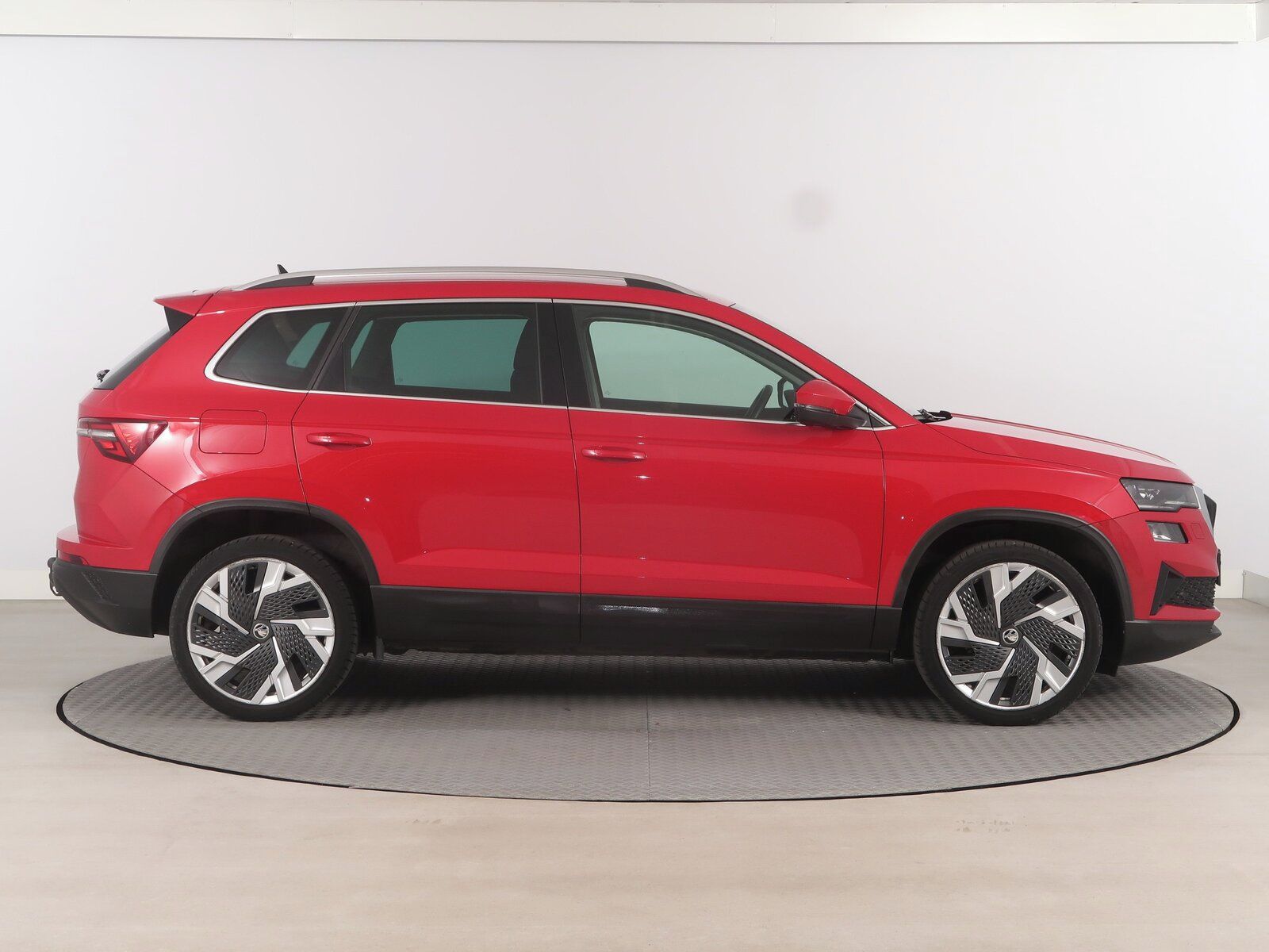 Škoda Karoq, 1.5 TSI, ČR,1.maj, Serv.kniha - fotka 6