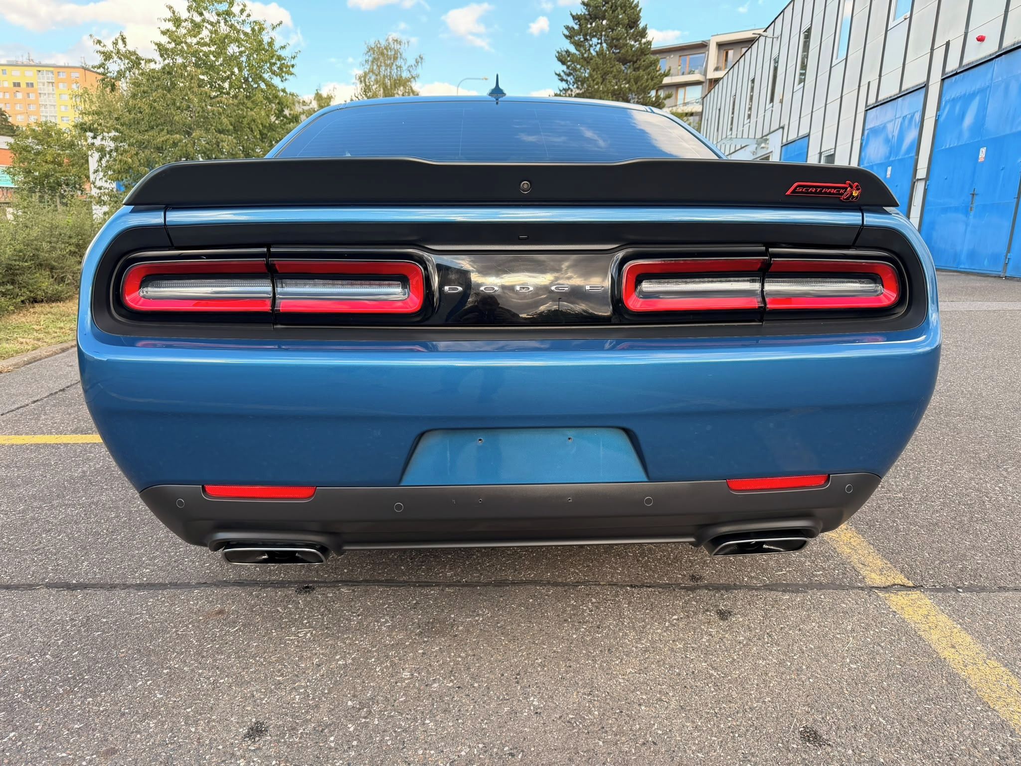 Dodge Challenger, Prodám Dodge Challenger 6.4 - fotka 3