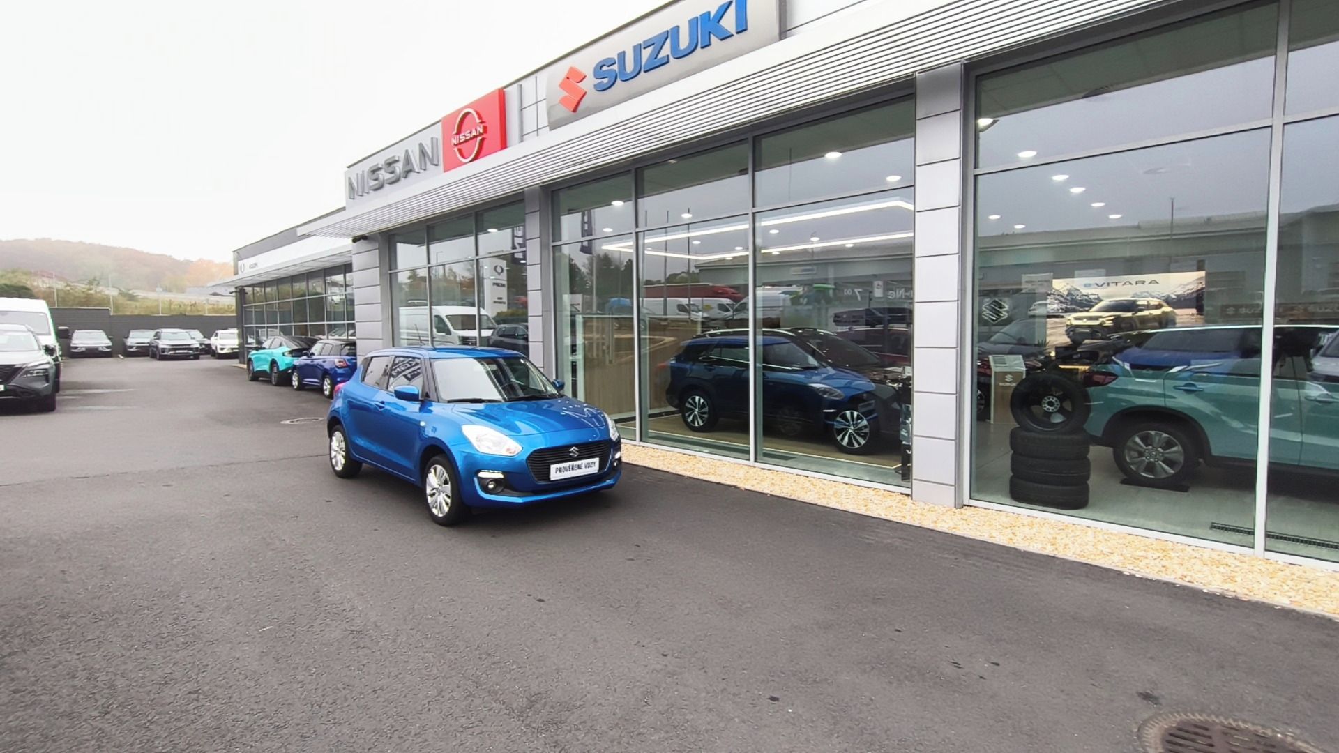 Suzuki Swift, 1,2 VVT PREMIUM 4x4, 1.MAJ,ČR - fotka 4
