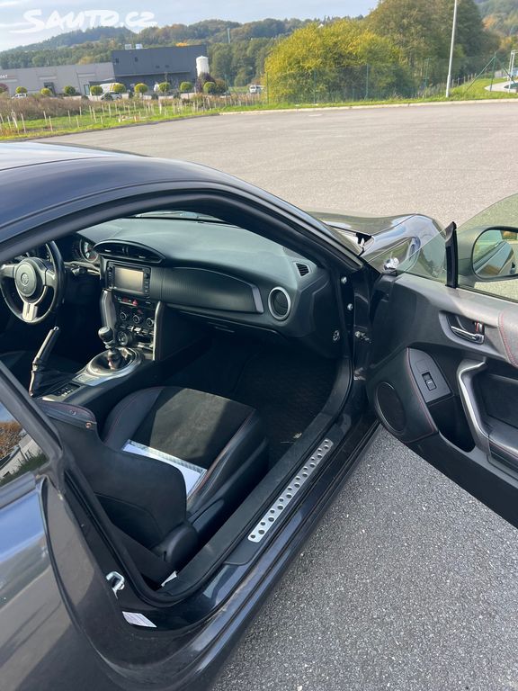 Toyota GT86 2.0 200ch BVM - Navi - Keyless - Régulateur de vitesse - Sièges chauffants