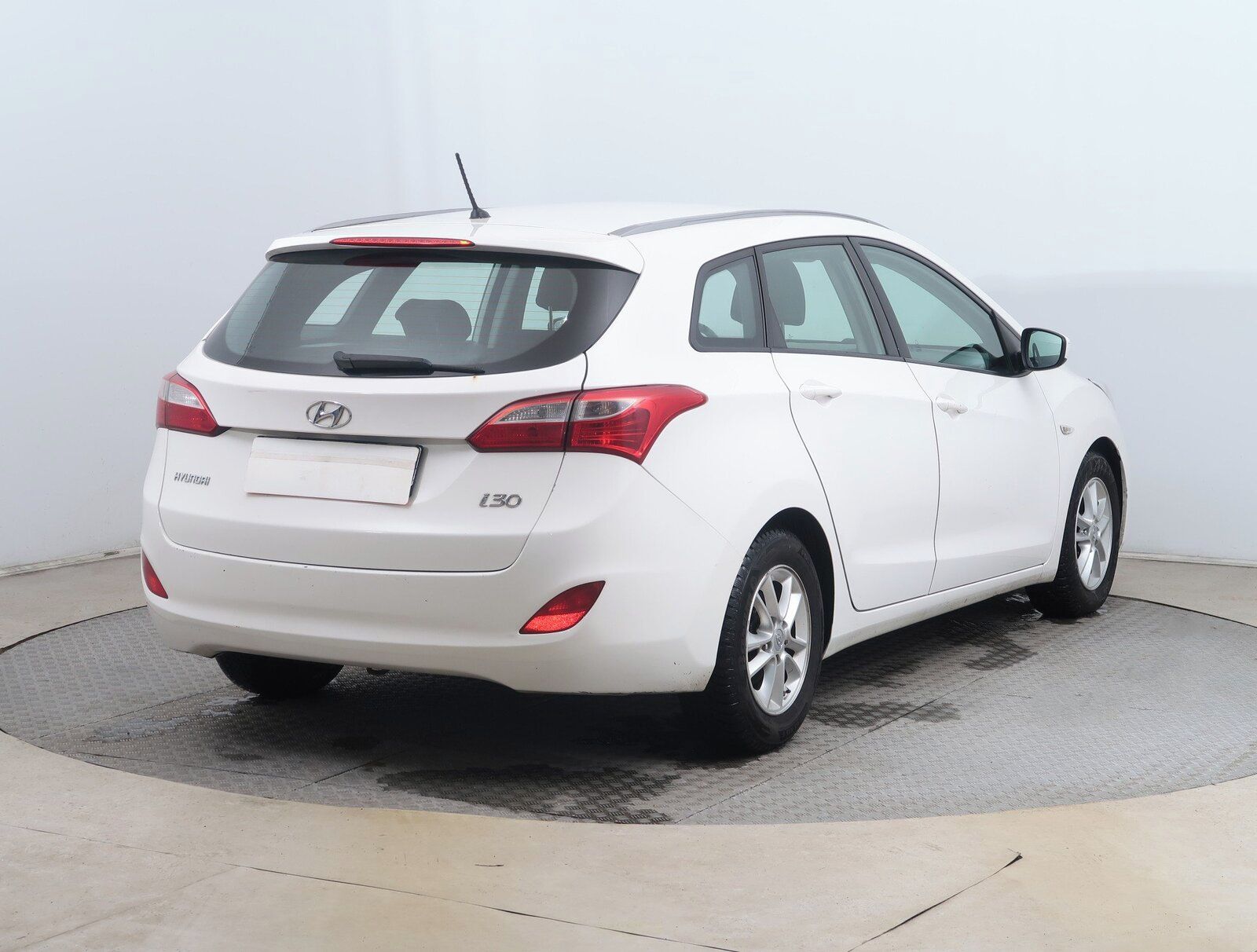 Hyundai i30, 1.6 CRDi, Klima, CZ doklady - fotka 5