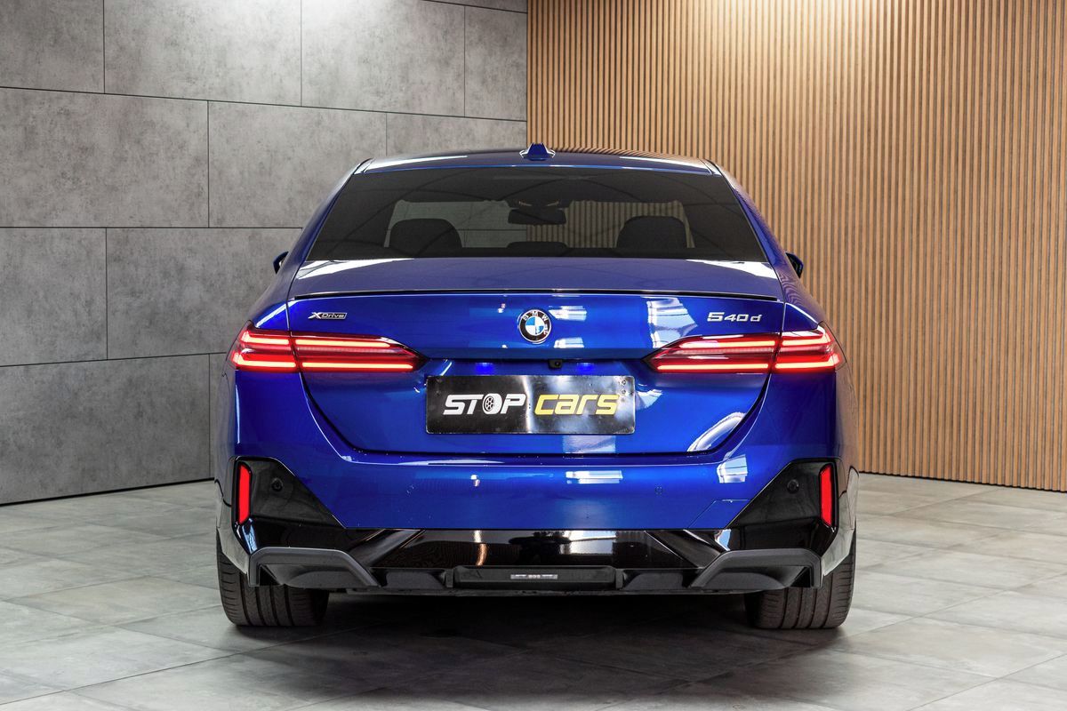 BMW Řada 5, 540d xD ///M*ZÁRUKA*TAŽNÉ*ČR 1 - fotka 5