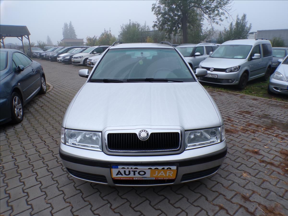 Škoda Octavia, 2,0 i  NOVÉ ROZVODY - fotka 3
