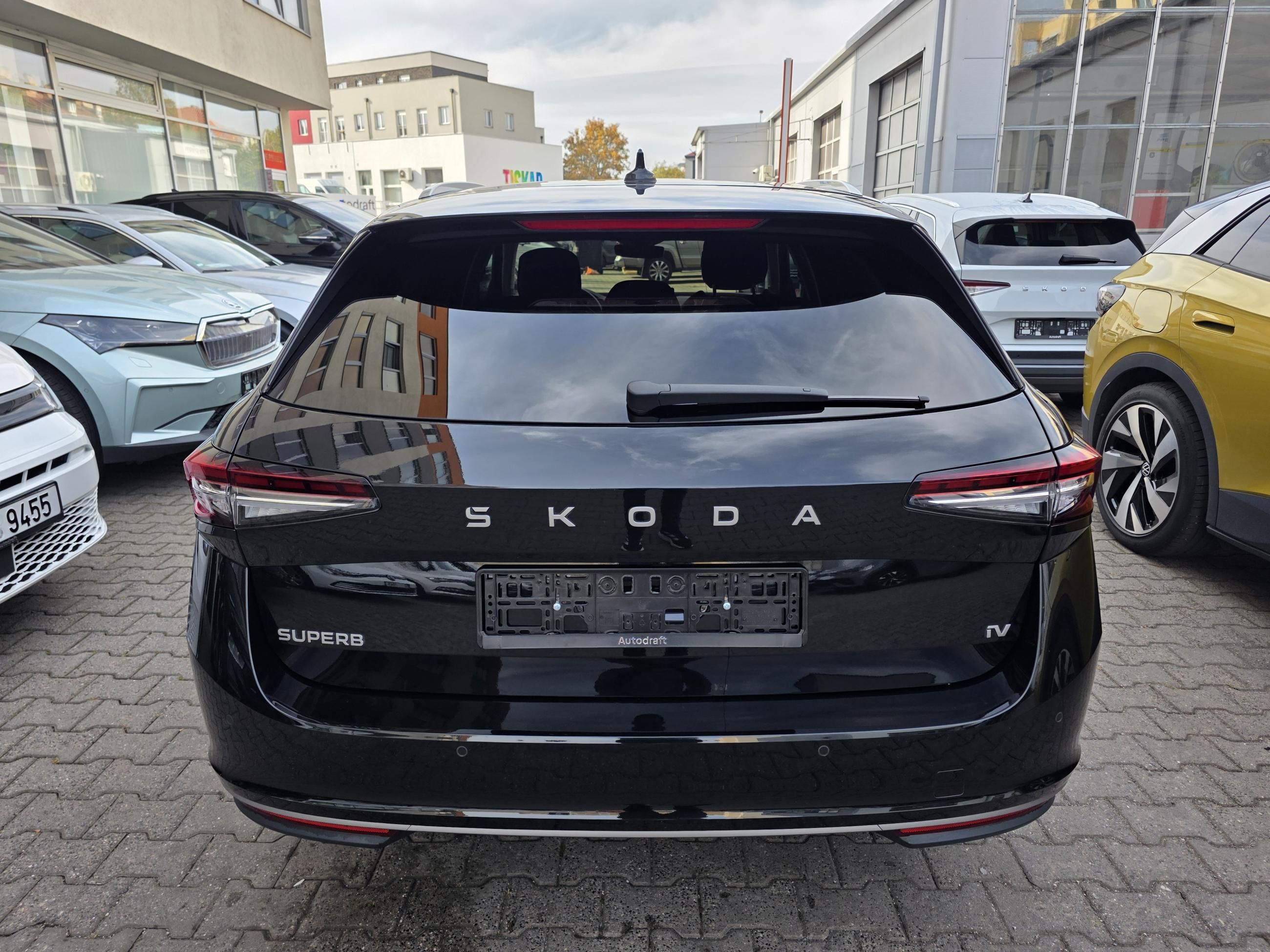 Škoda Superb, iV 1.5 TSI plug-in L&K - fotka 6
