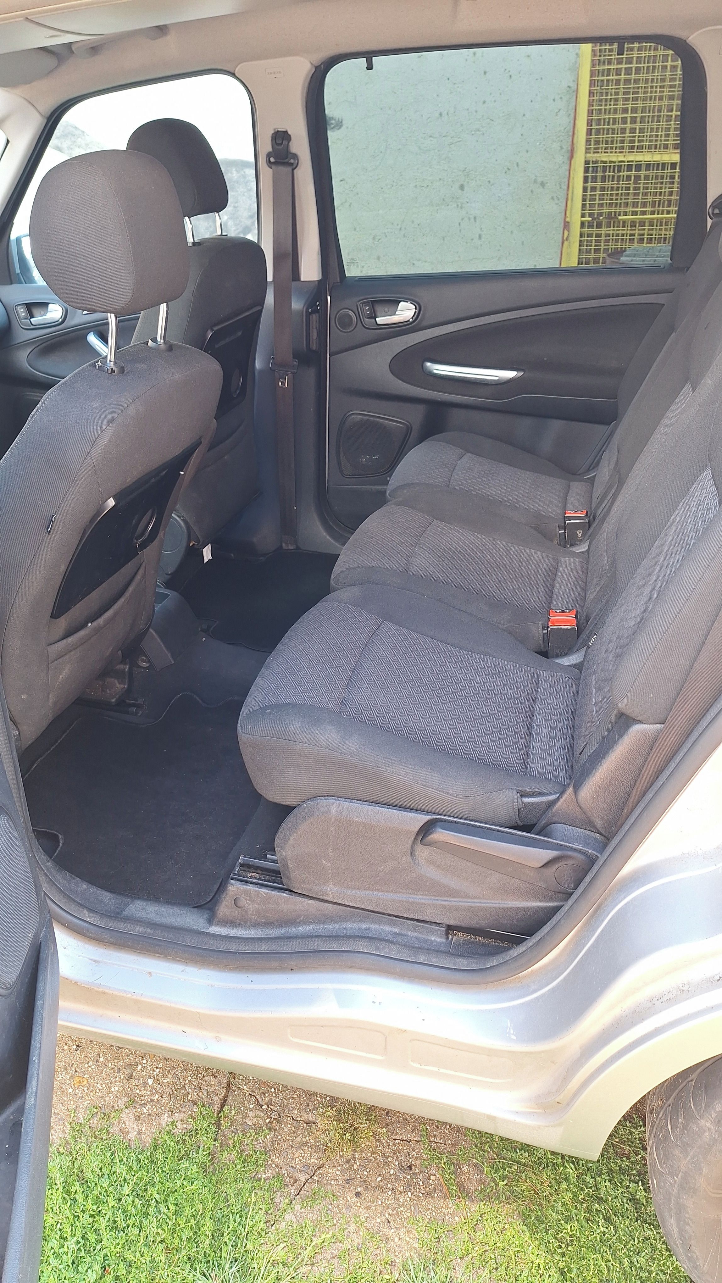 Ford Galaxy, 1.9 - fotka 2
