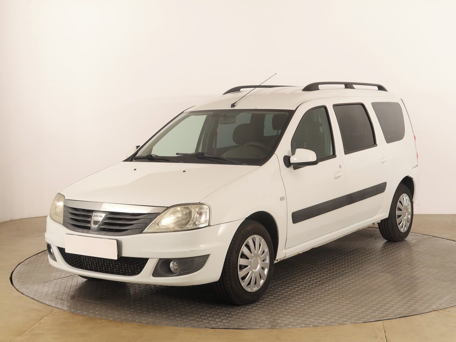 Dacia Logan, 1.5 dCi - fotka 2