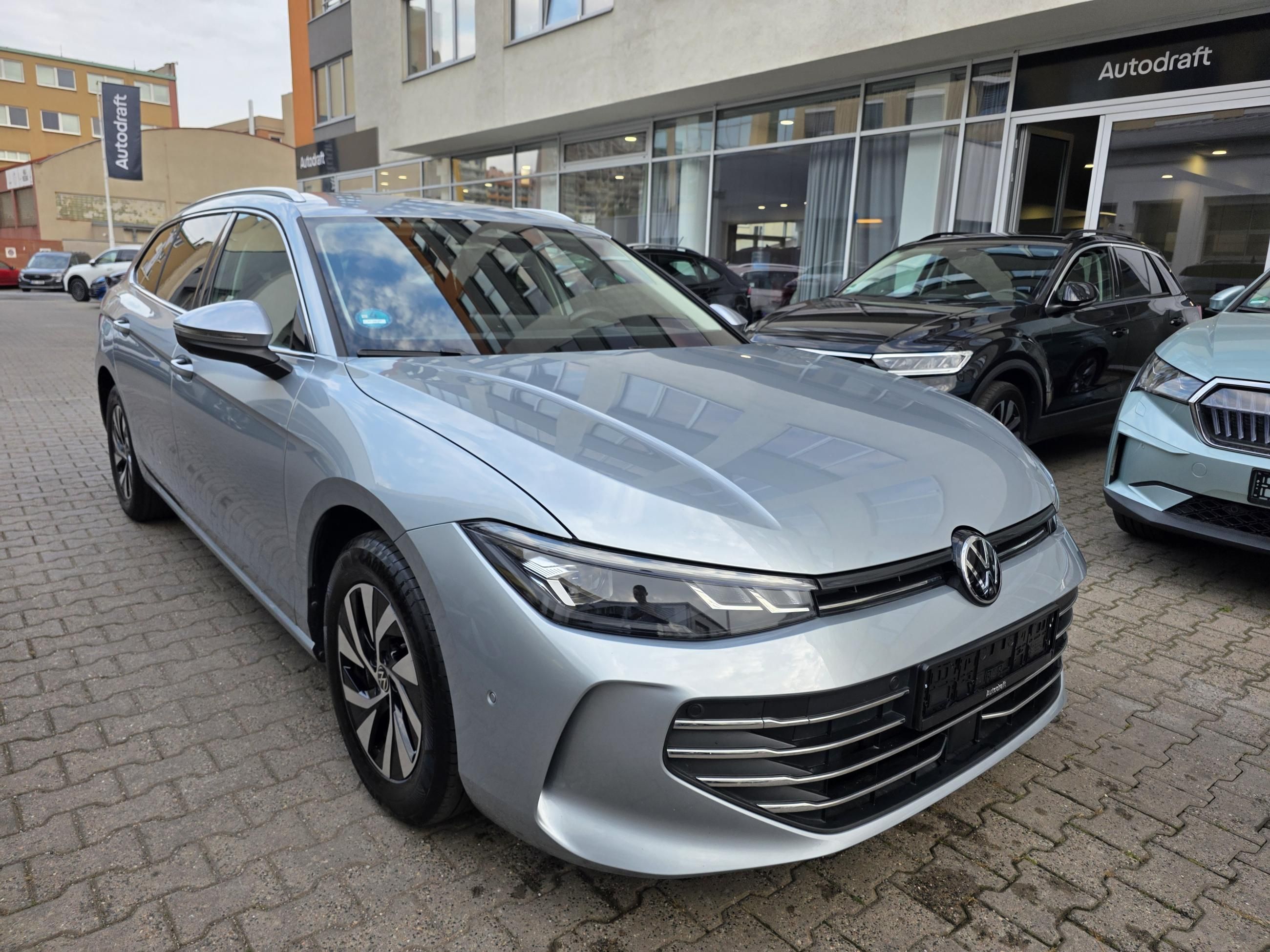 Volkswagen Passat Variant, 2.0 TDI 110kW DSG / Tažné
