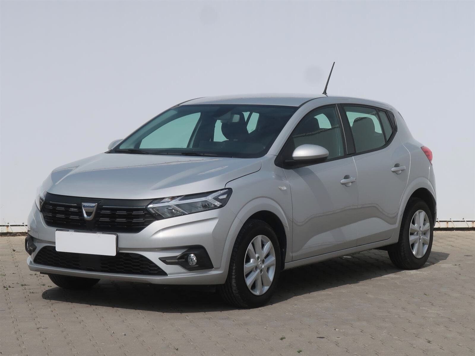 Dacia Sandero, 1.0 TCe, Automat, Serv.kniha - fotka 2