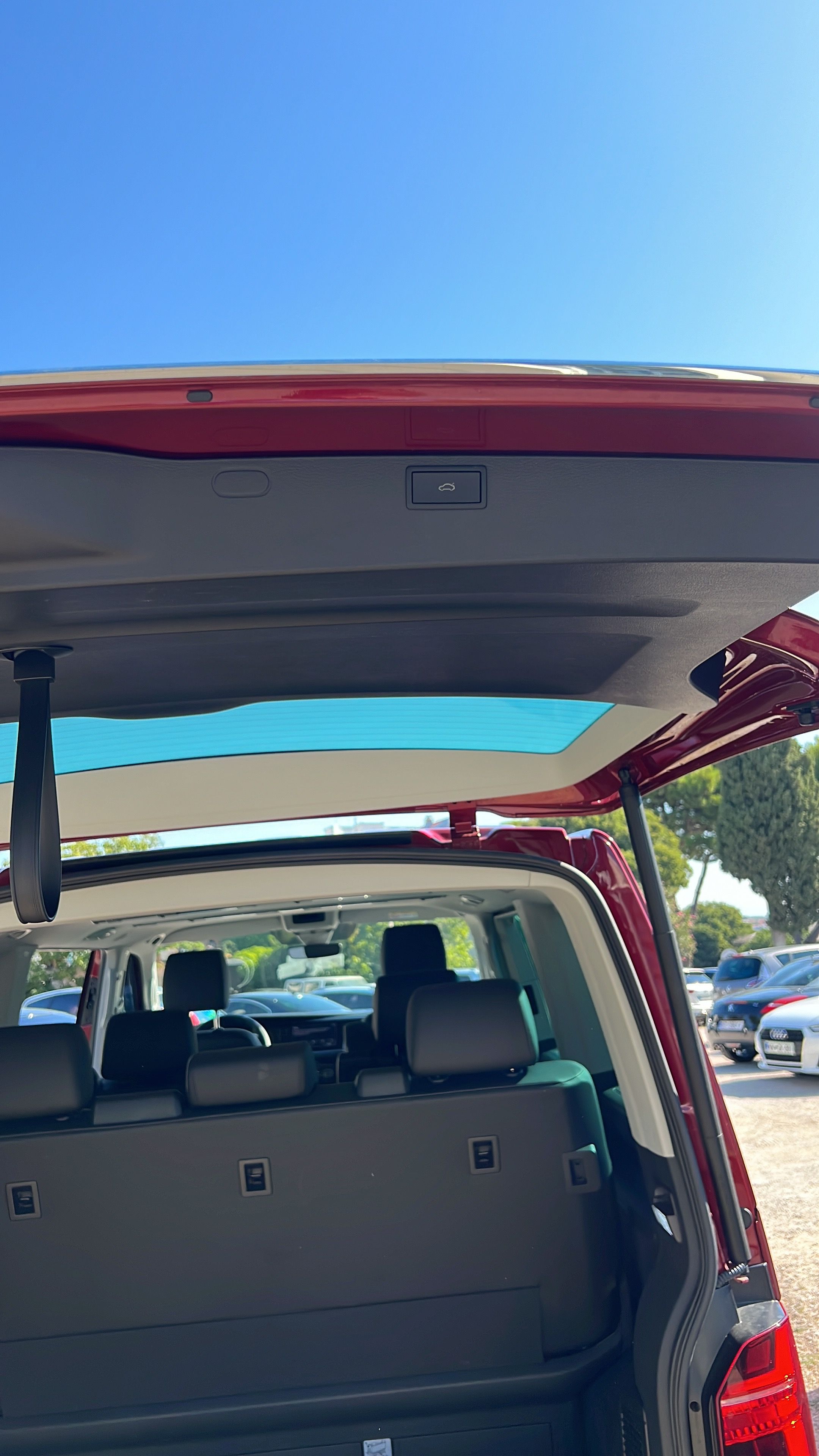 Volkswagen Multivan, 2.0 TDi 110kW DSG Highline - fotka 4