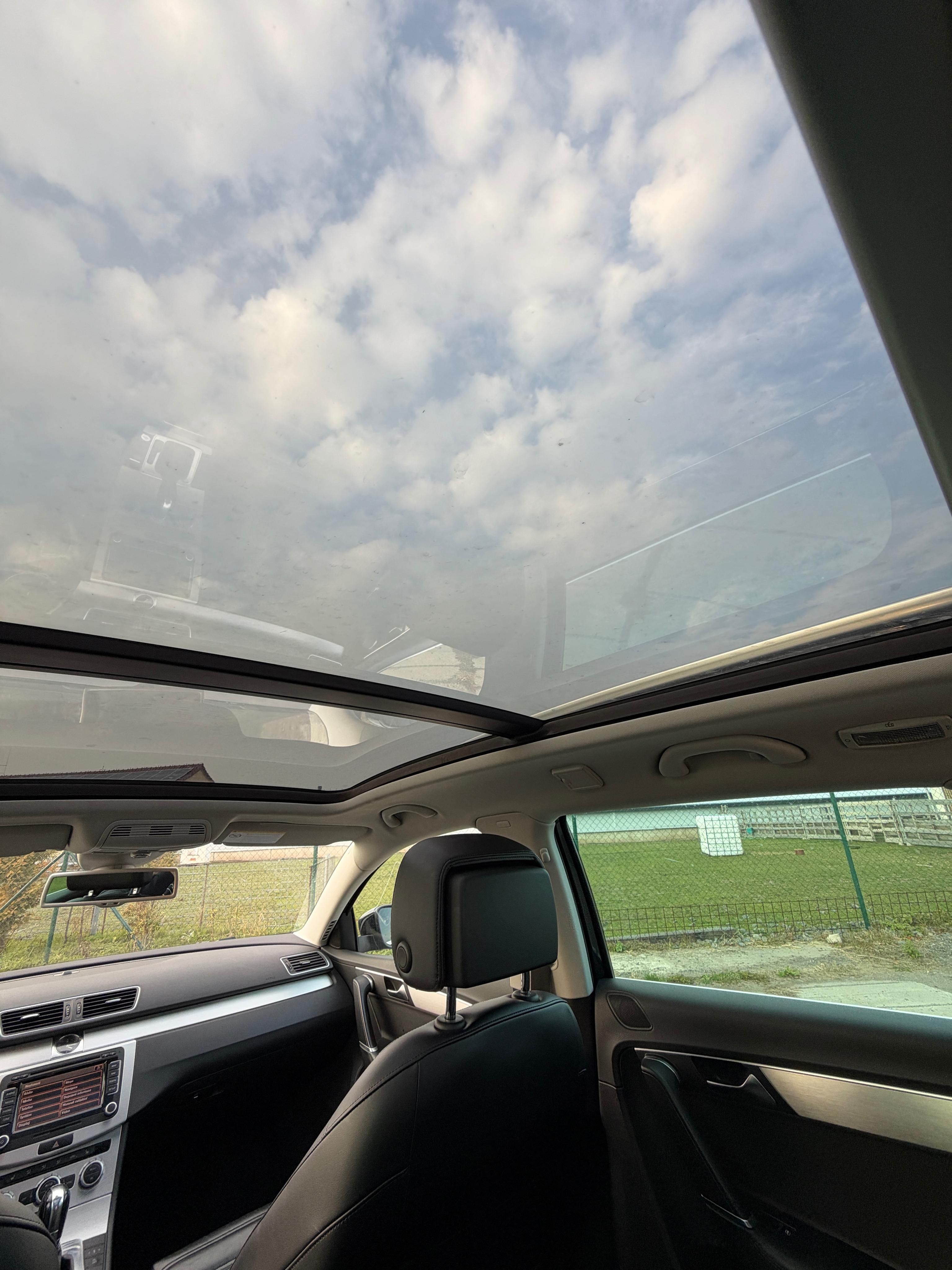 Volkswagen Passat Variant, 2.0 TDI 125 kW DSG | Panorama - fotka 5