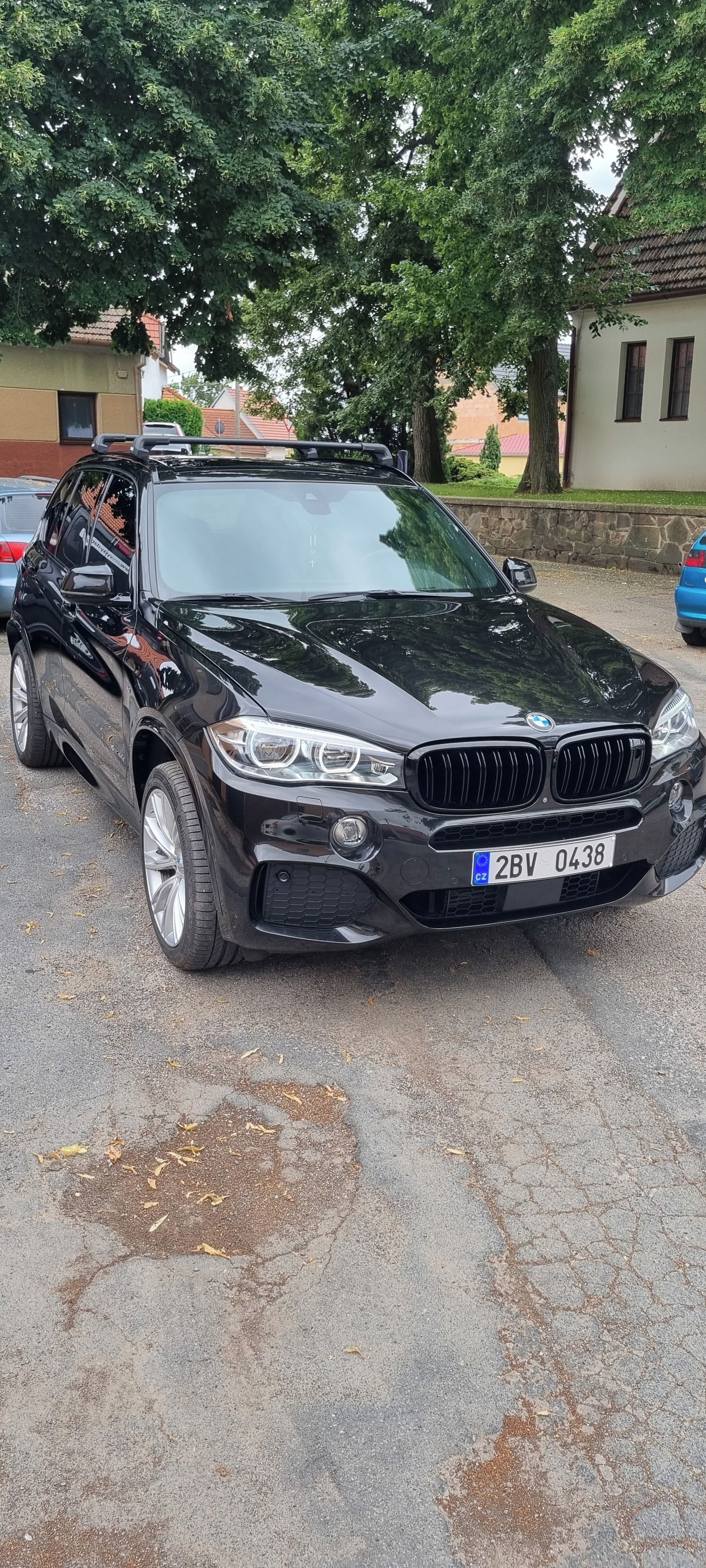 BMW X5, xDrive 40d, VYBAVENÁ, M-paket