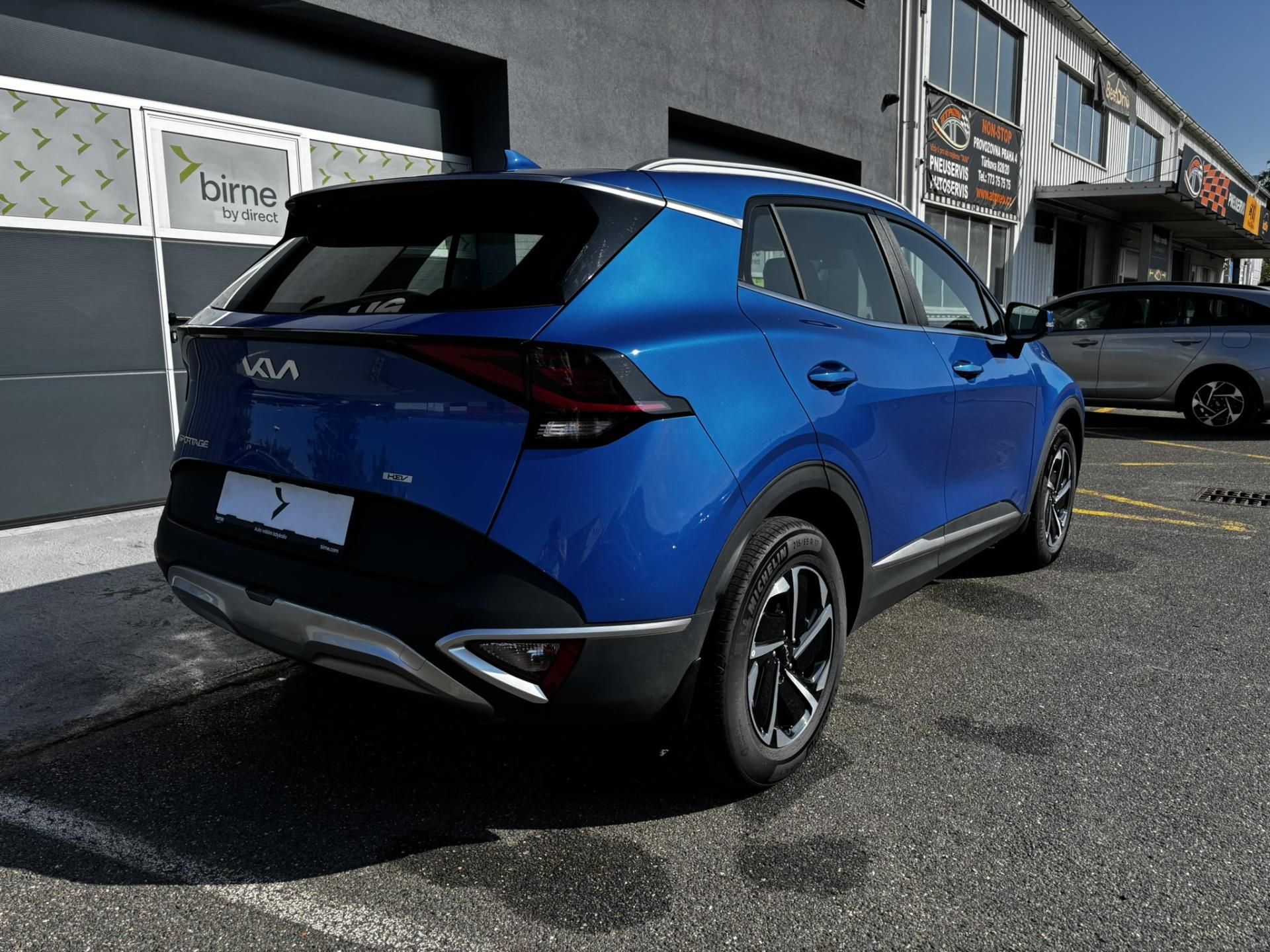 Kia Sportage, Exclusive 1.6 T-GDI HEV 155kW - fotka 3