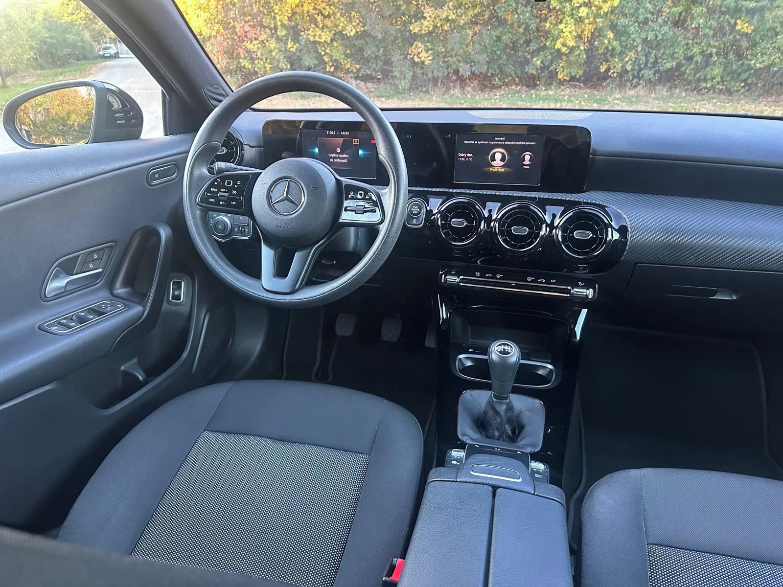 Mercedes-Benz Třídy A, Mercedes-Benz A180, 2022,1.3 B - fotka 6