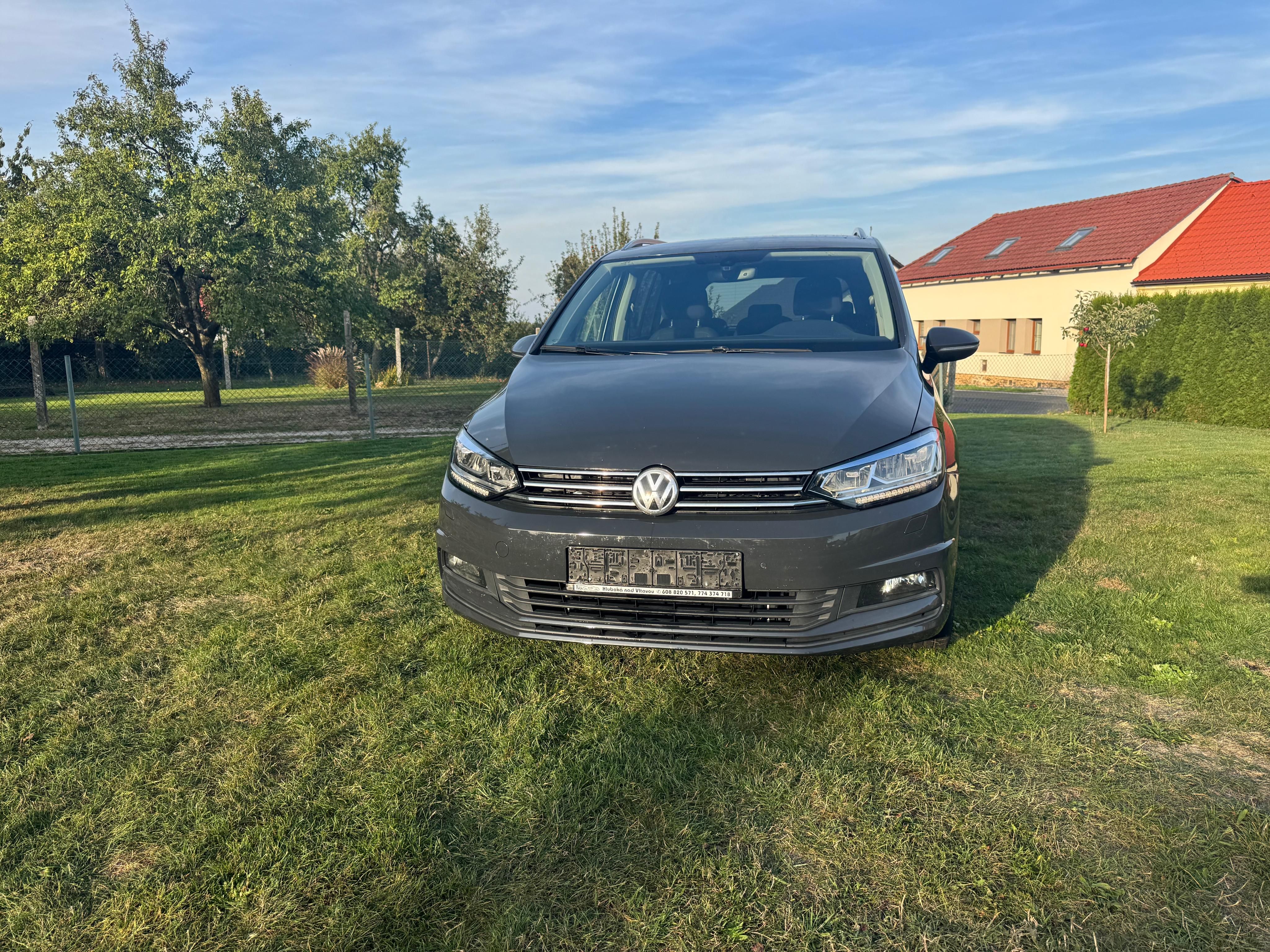 Volkswagen Touran, 2.0 TDI 110 kw DSG - fotka 2