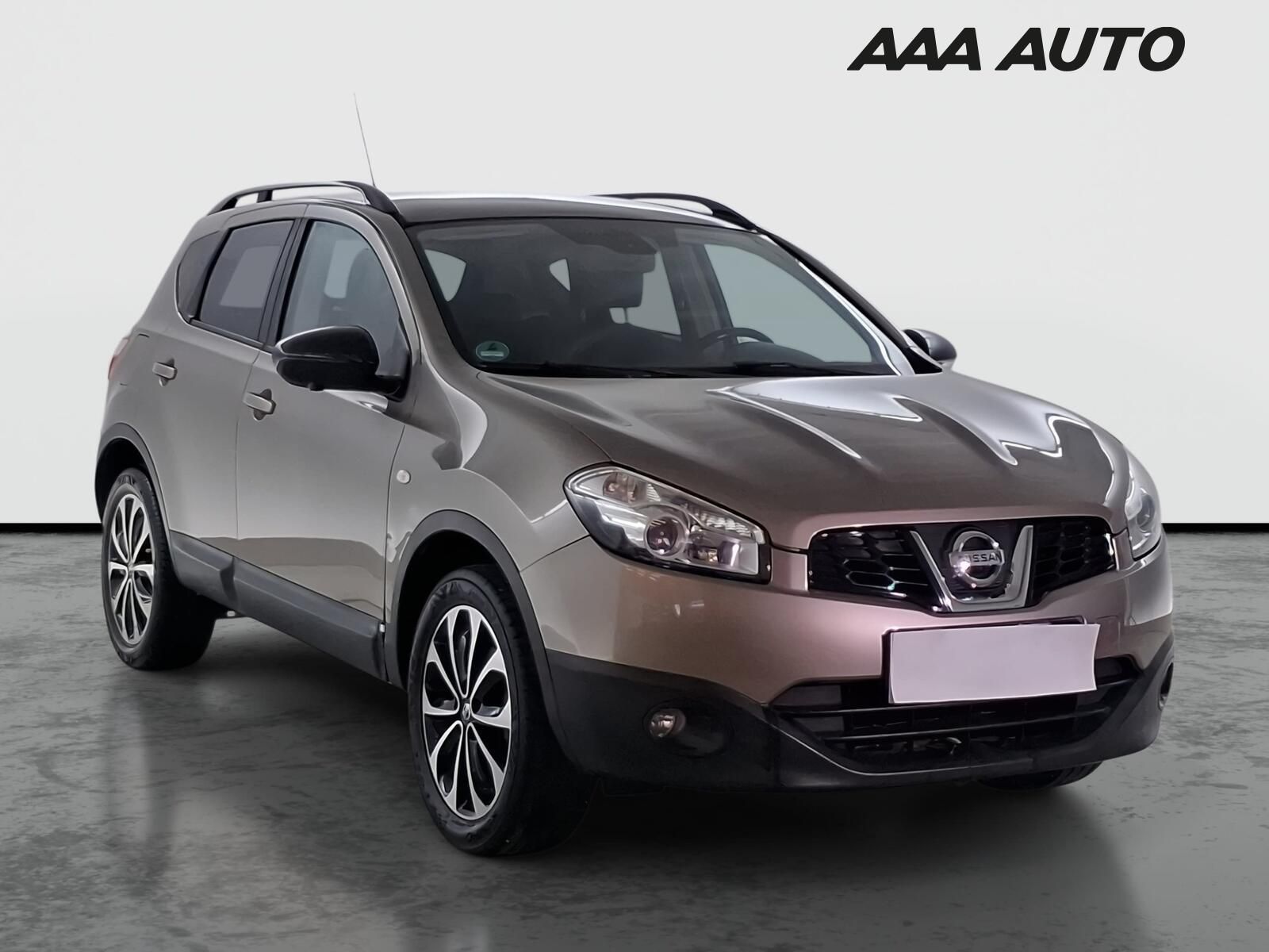 Nissan Qashqai, 1.6, Kožené sedačky, Xenony