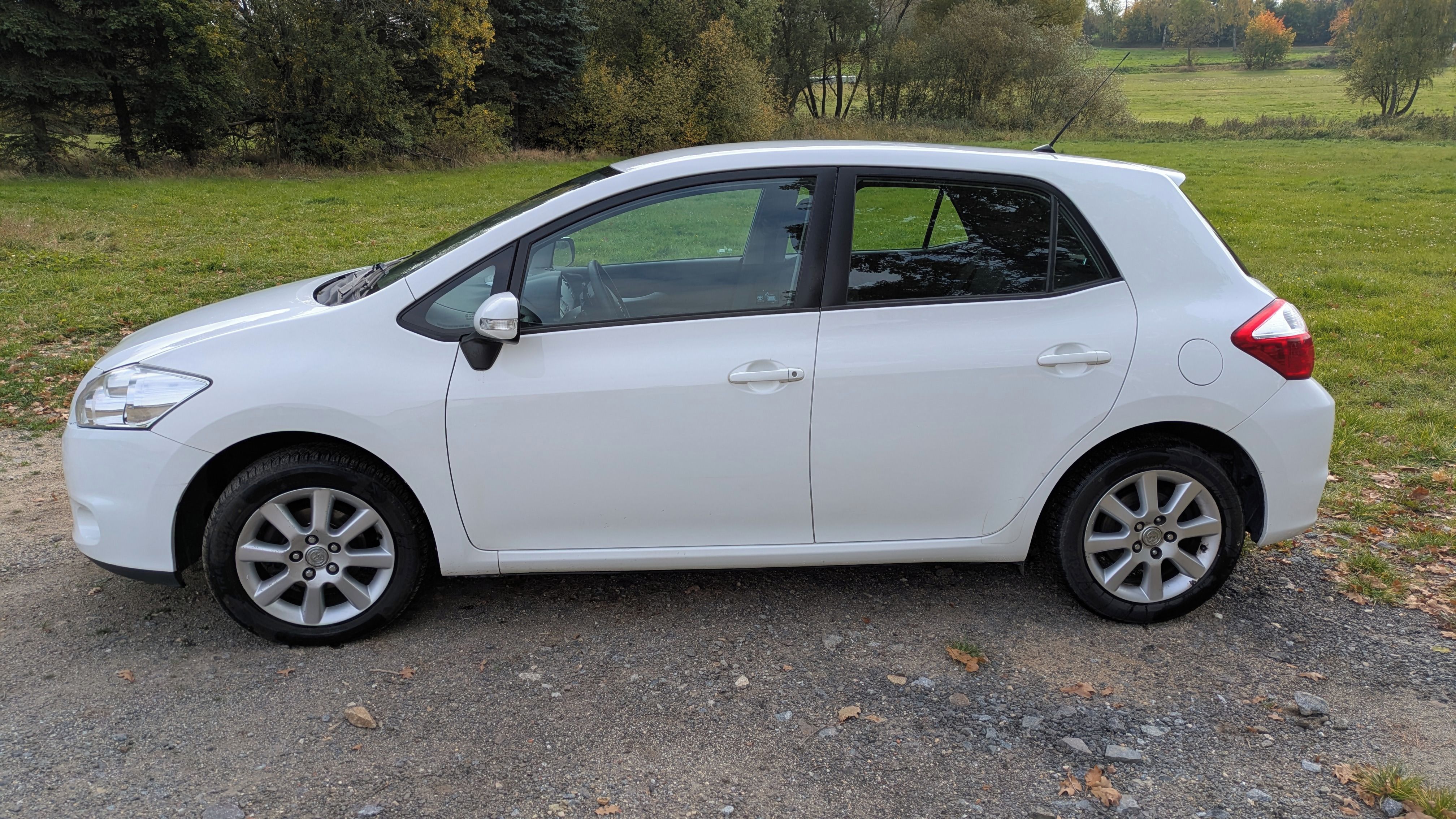 Toyota Auris, 1.6 Valvematic Automat - fotka 4