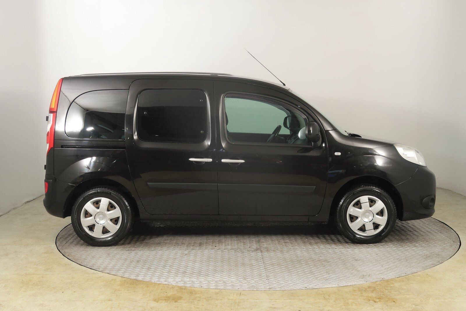 Renault Kangoo, 1.5 dCi, 5Míst, Klima, ČR, DPH - fotka 6