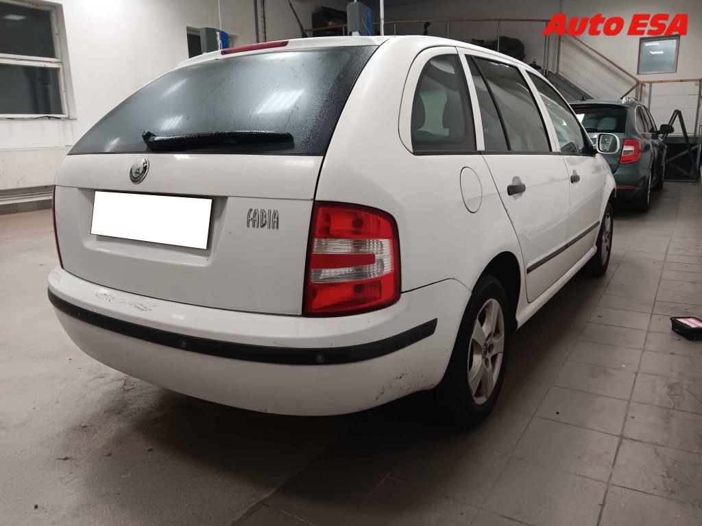 Škoda Fabia, 1.4 TDi,ČR - fotka 2