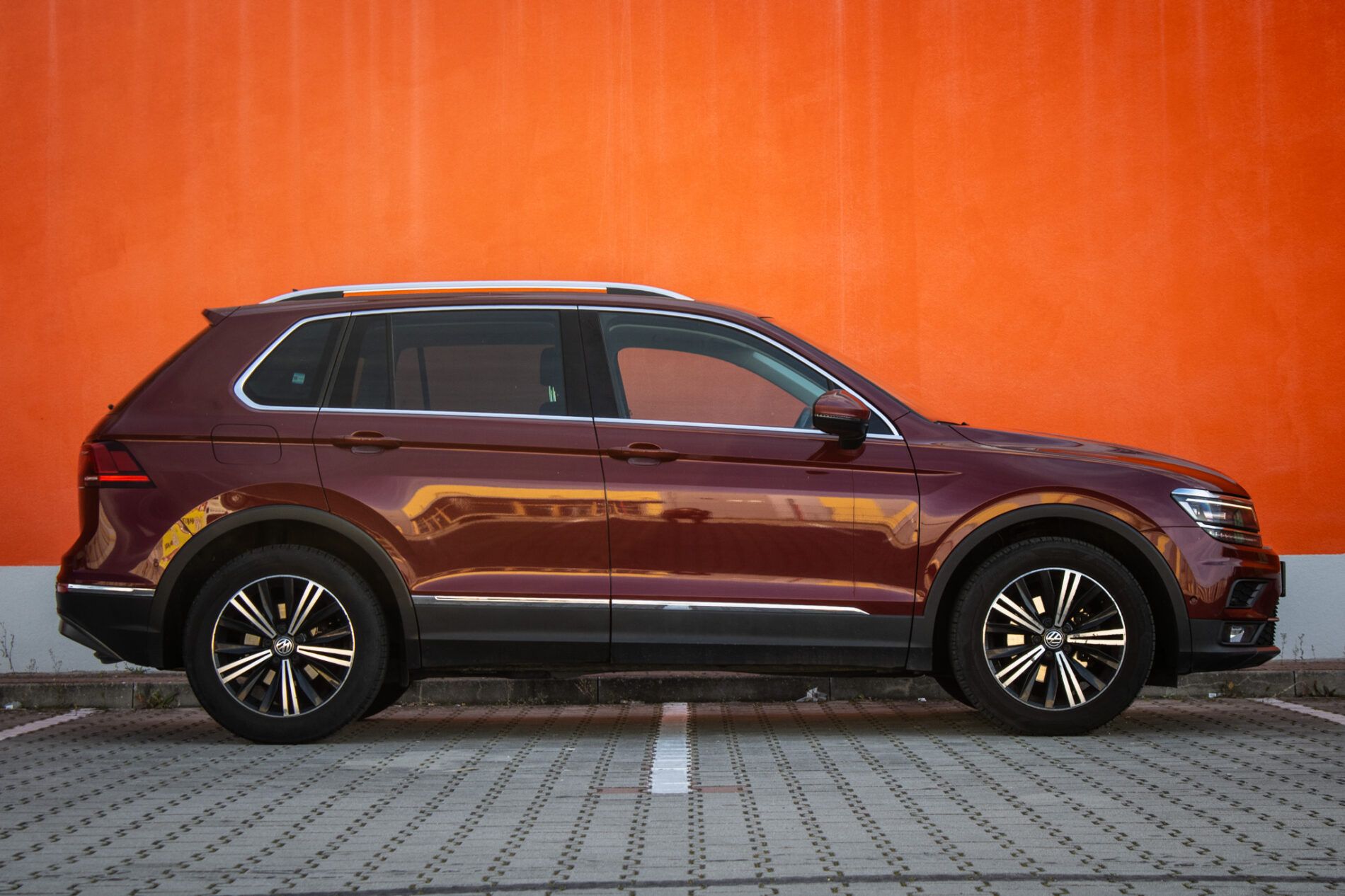 Volkswagen Tiguan - fotka 4