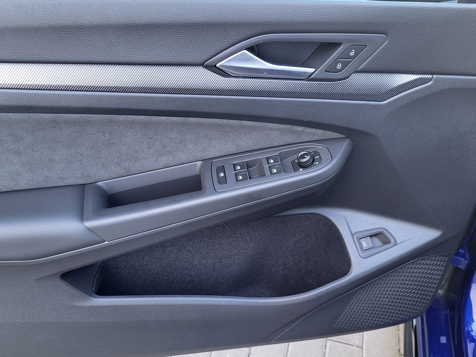 Volkswagen Golf Variant, R-Line People 1,5eTSI-nové - fotka 6