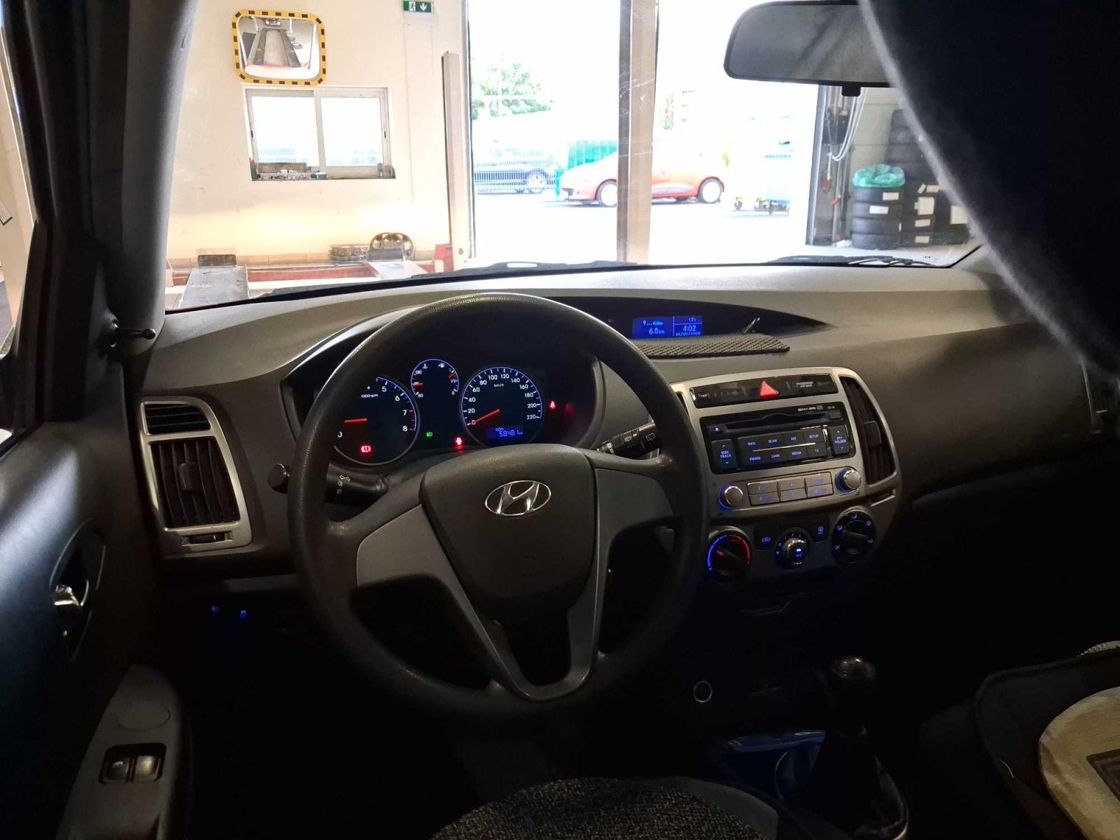 Hyundai i20, 1.2, ČR,1.maj, Klima, El. okna - fotka 3