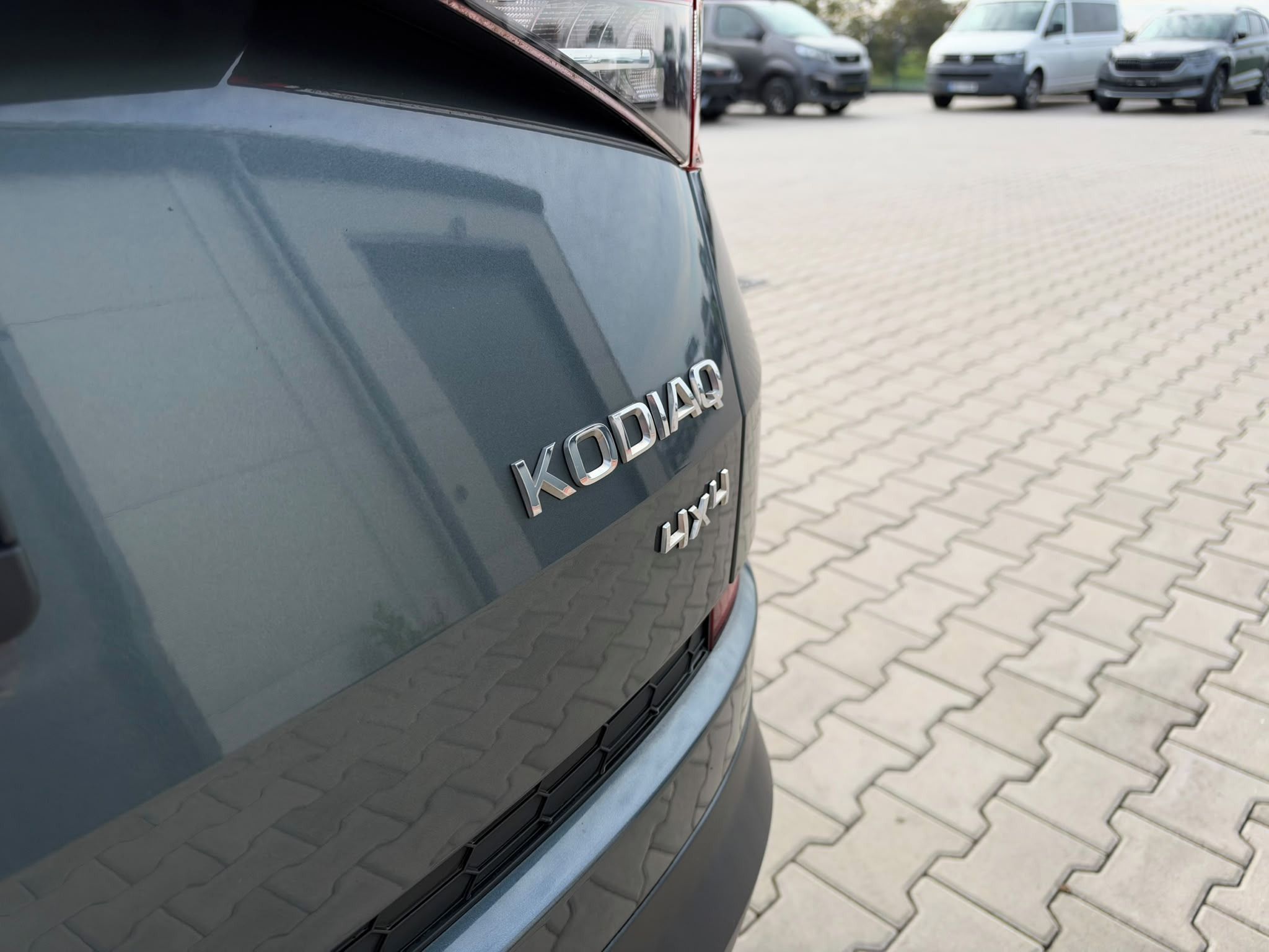 Škoda Kodiaq, DSG 4x4 7míst panorama tažné - fotka 5