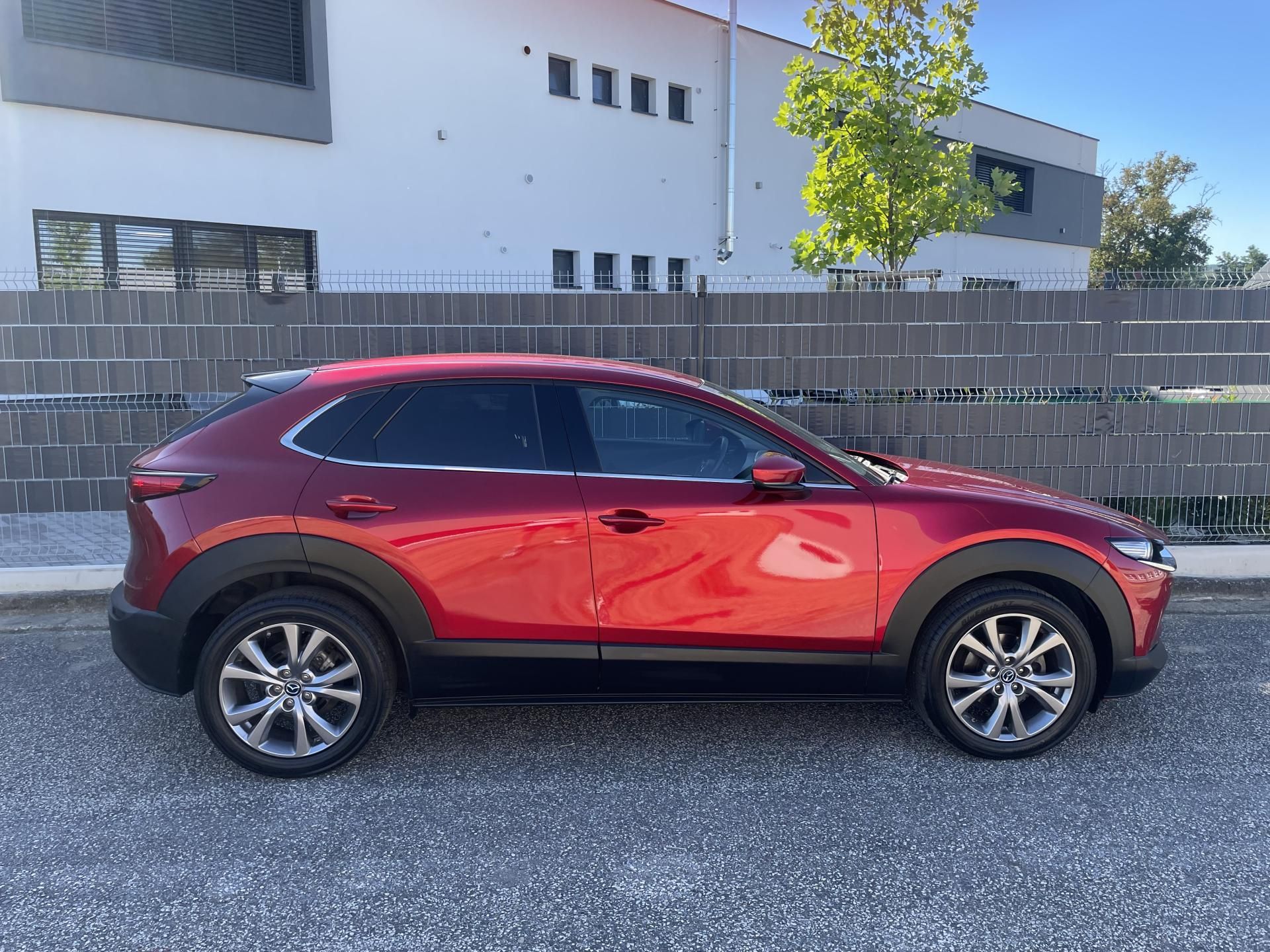 Mazda CX-30, 2.0 SKYACTIV-G 110 kW COSMO - fotka 6